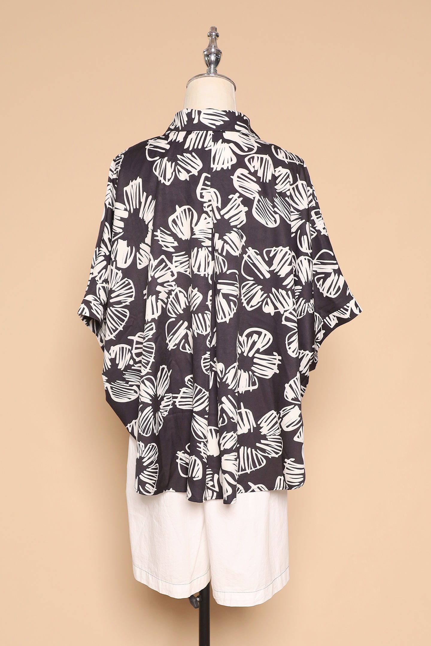PO - Avo Shirt in Wiggles Scribbles