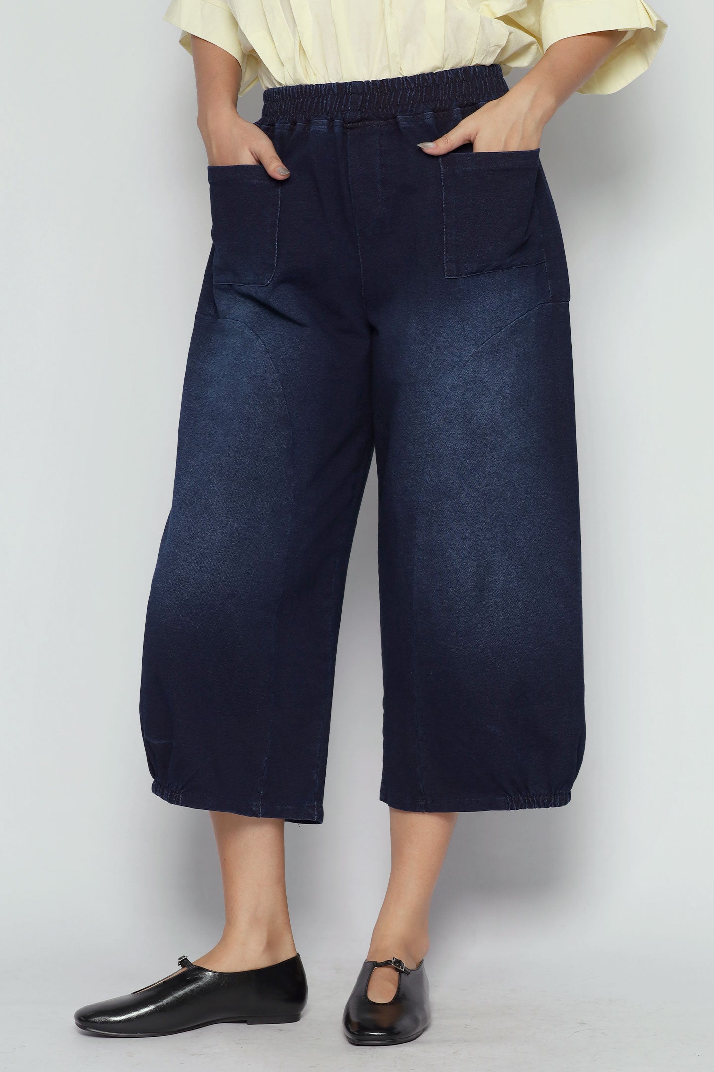 Backorders Bei Pants in Blue Denim