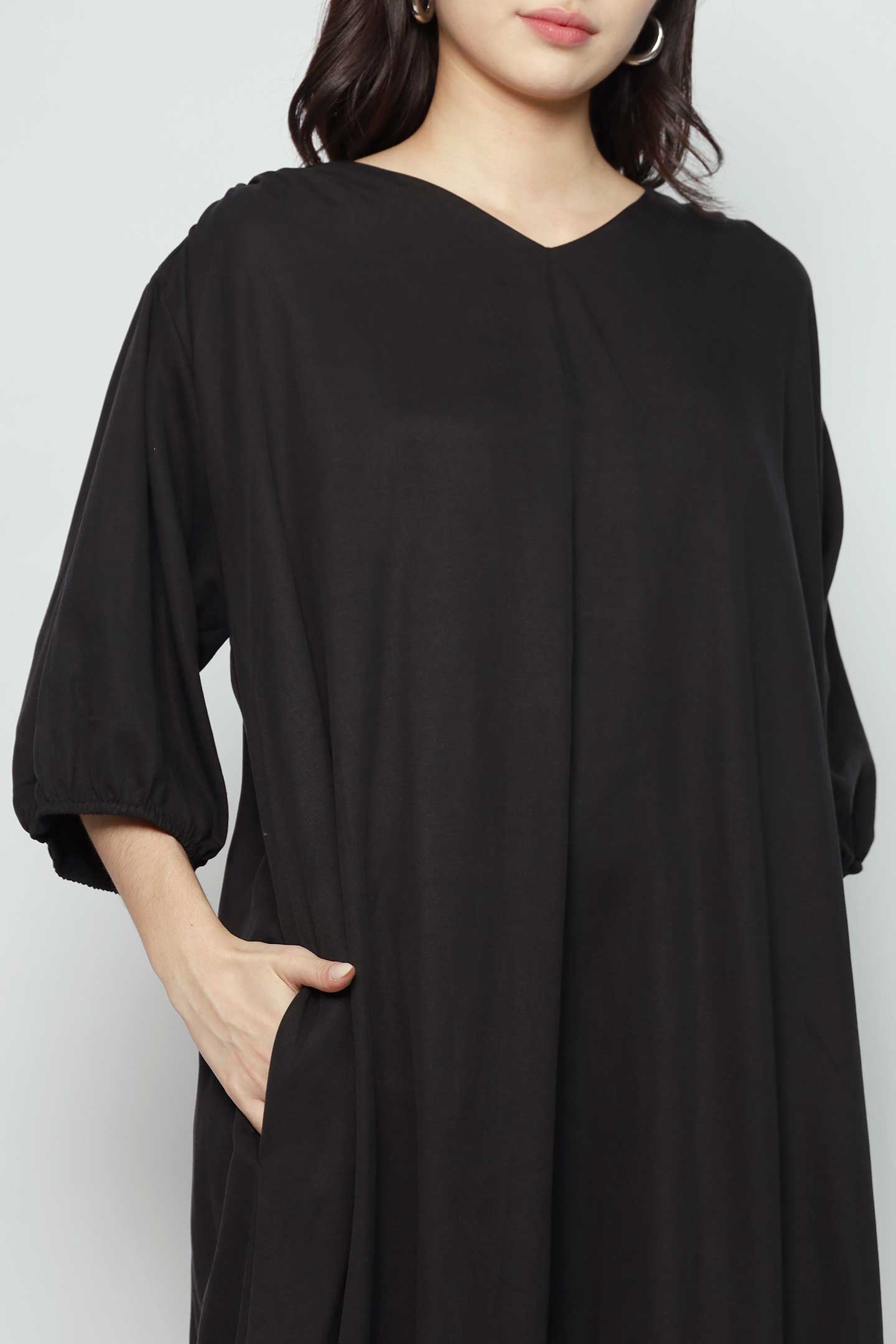 Benita Dress in Black