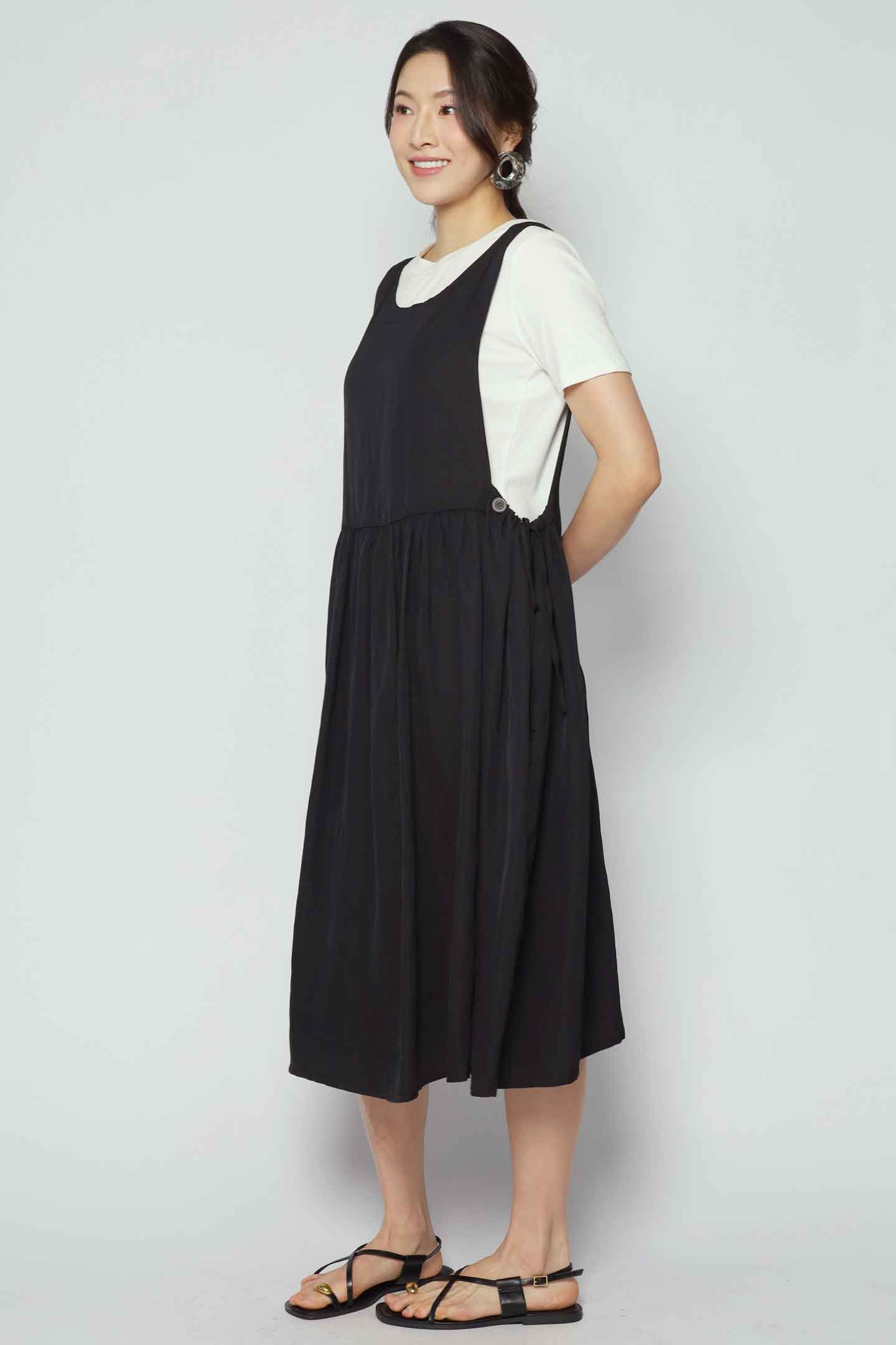 Bingbing Pinafore Dress in Black