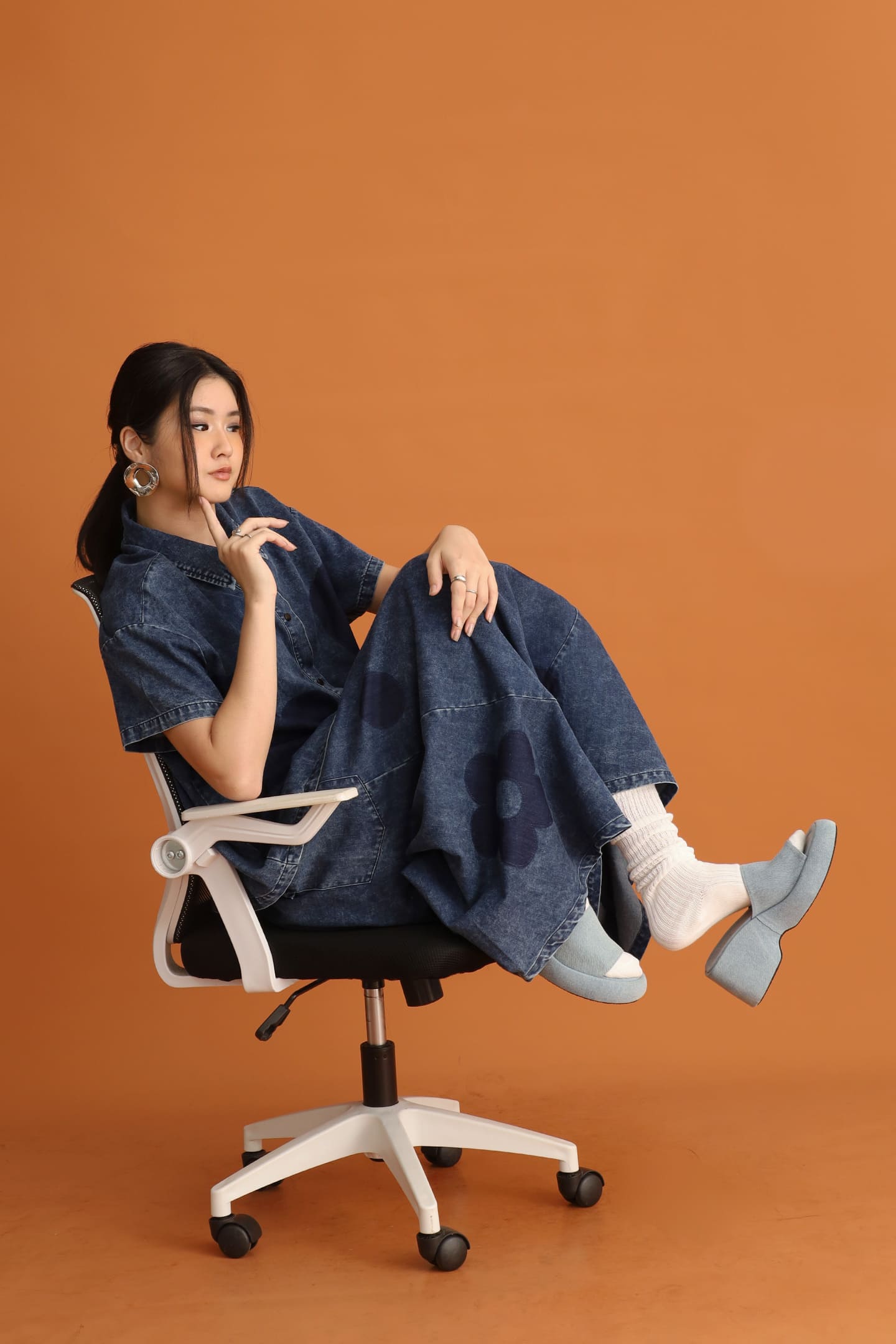 CHOSEN - Denim Bloom Pants in Blue