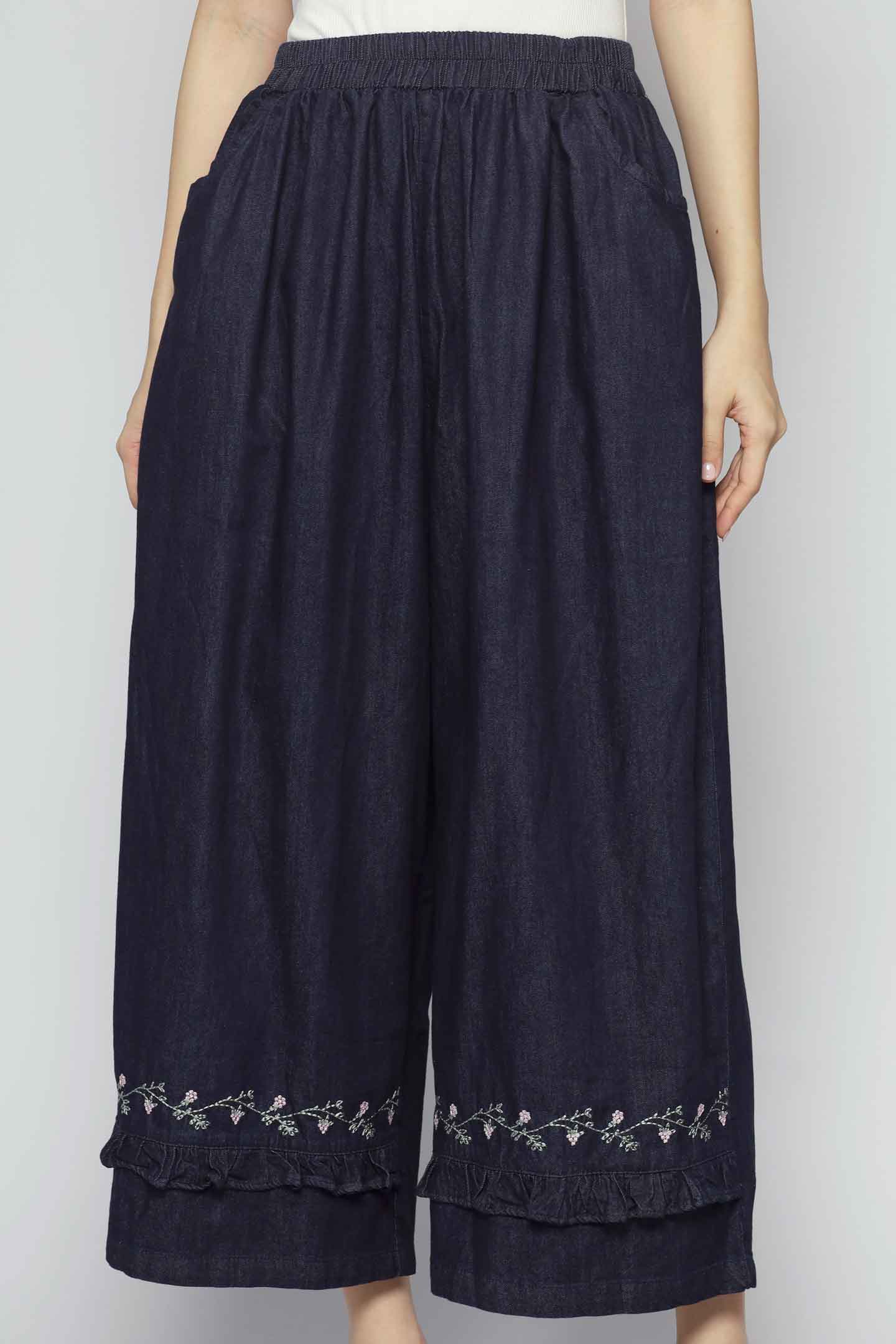 Backorders Caca Denim Floral Embroidered Pants