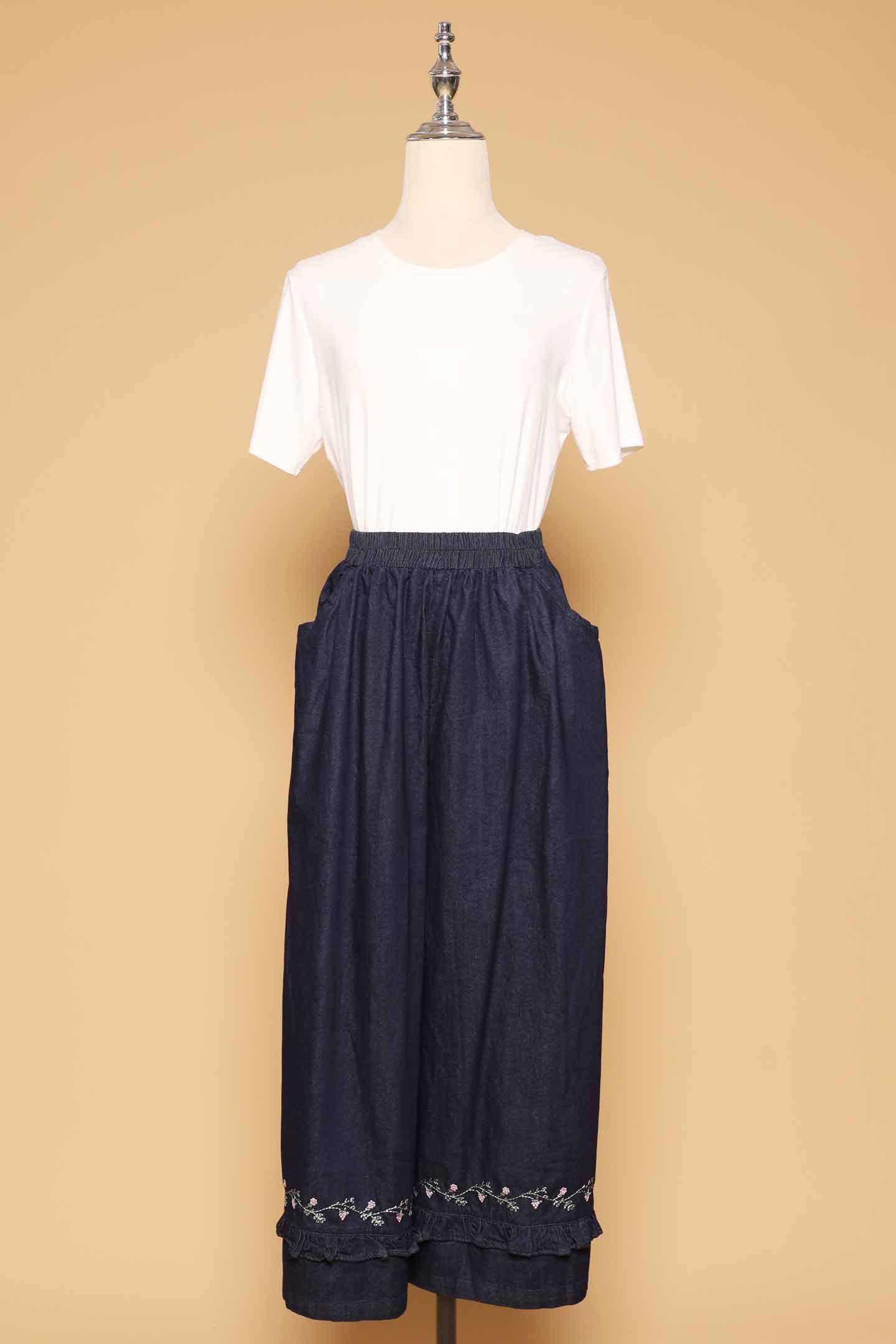 PO - Caca Denim Floral Embroidered Pants