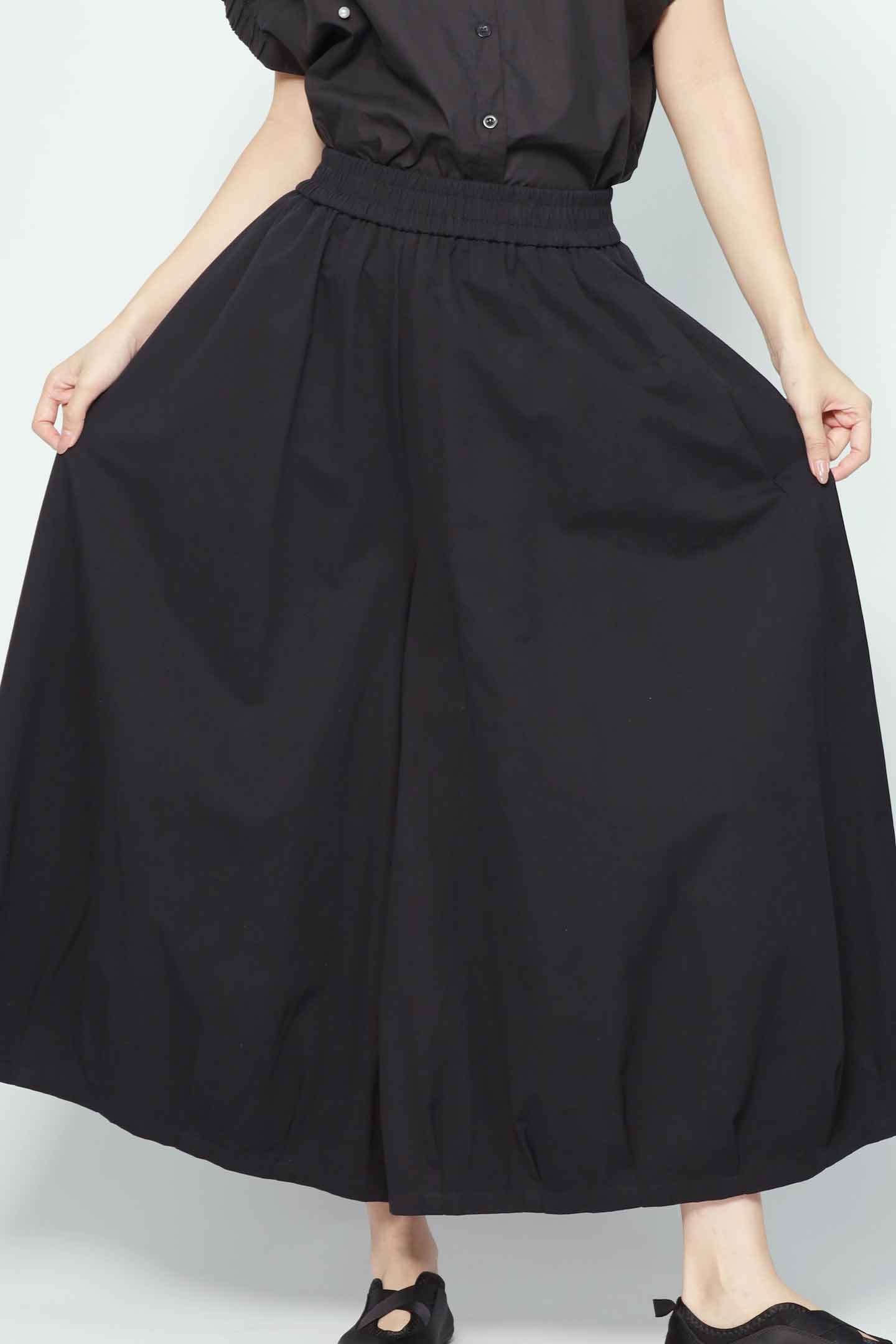 Backorders Caitlin Culottes in Black