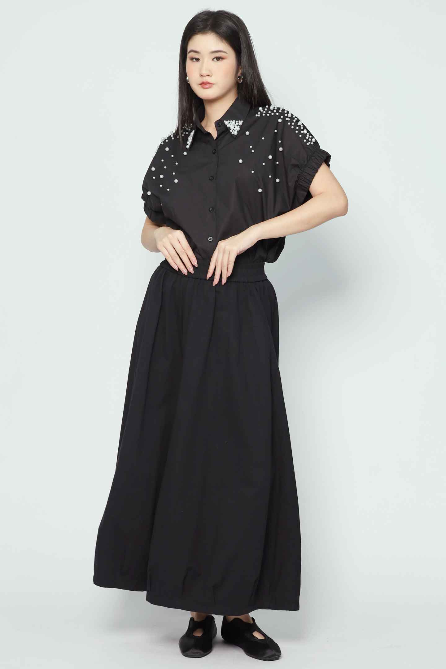 Backorders Caitlin Culottes in Black