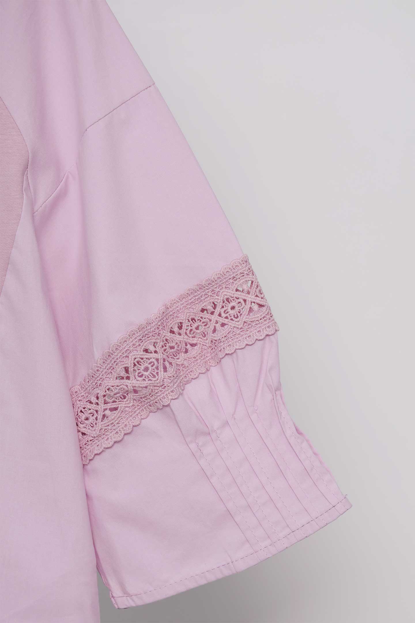 Easy By TE - Carine Lace Trimming Top in Pink
