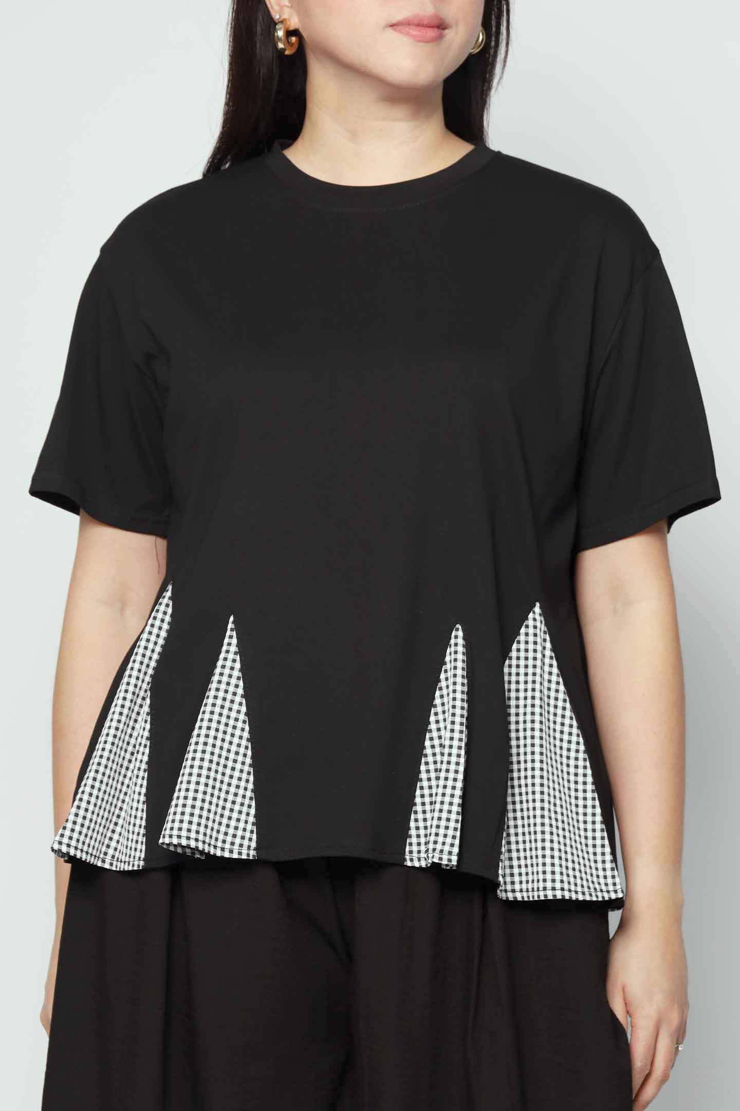 Carla Top in Black Checkered