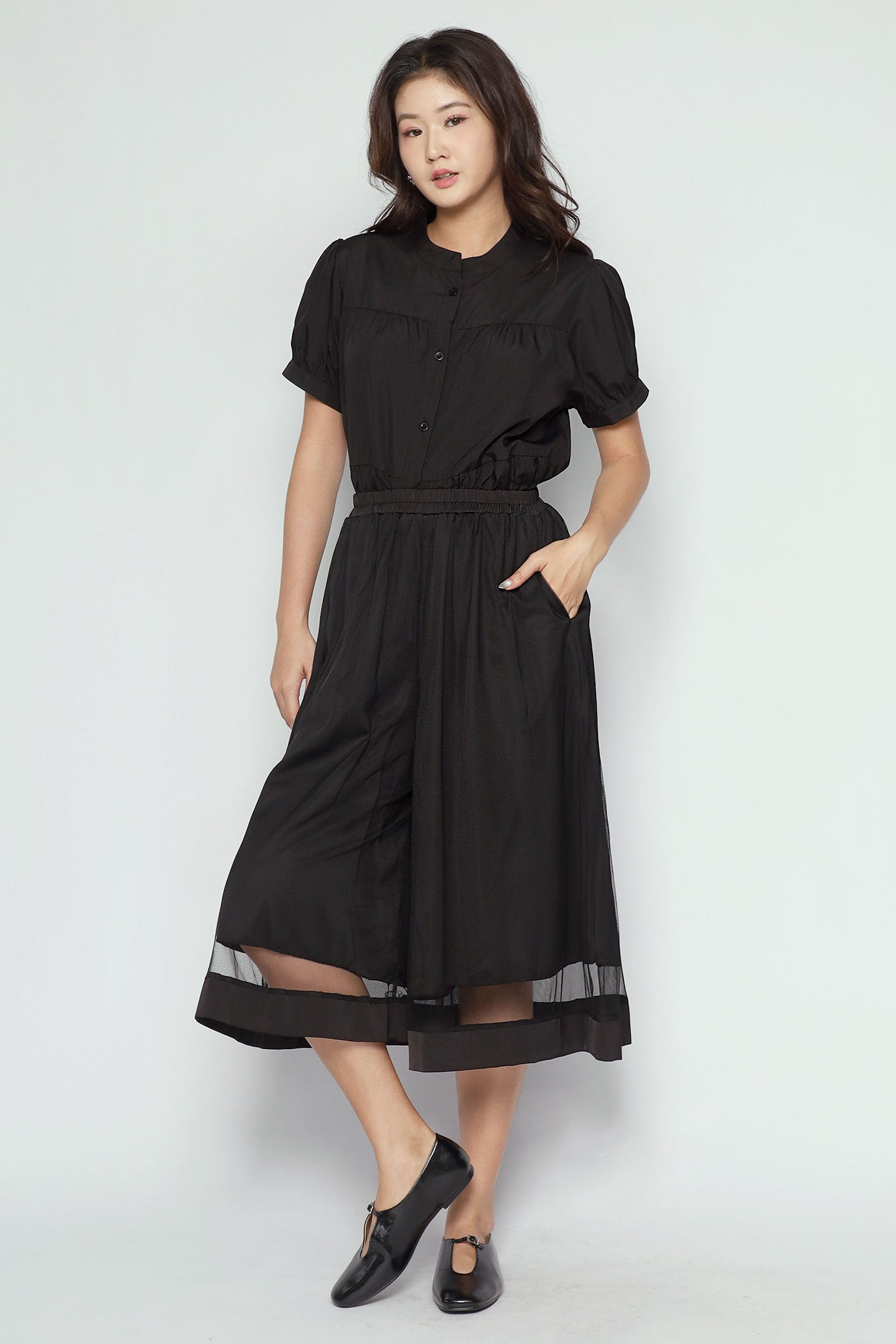Christine Netted Pants in Black