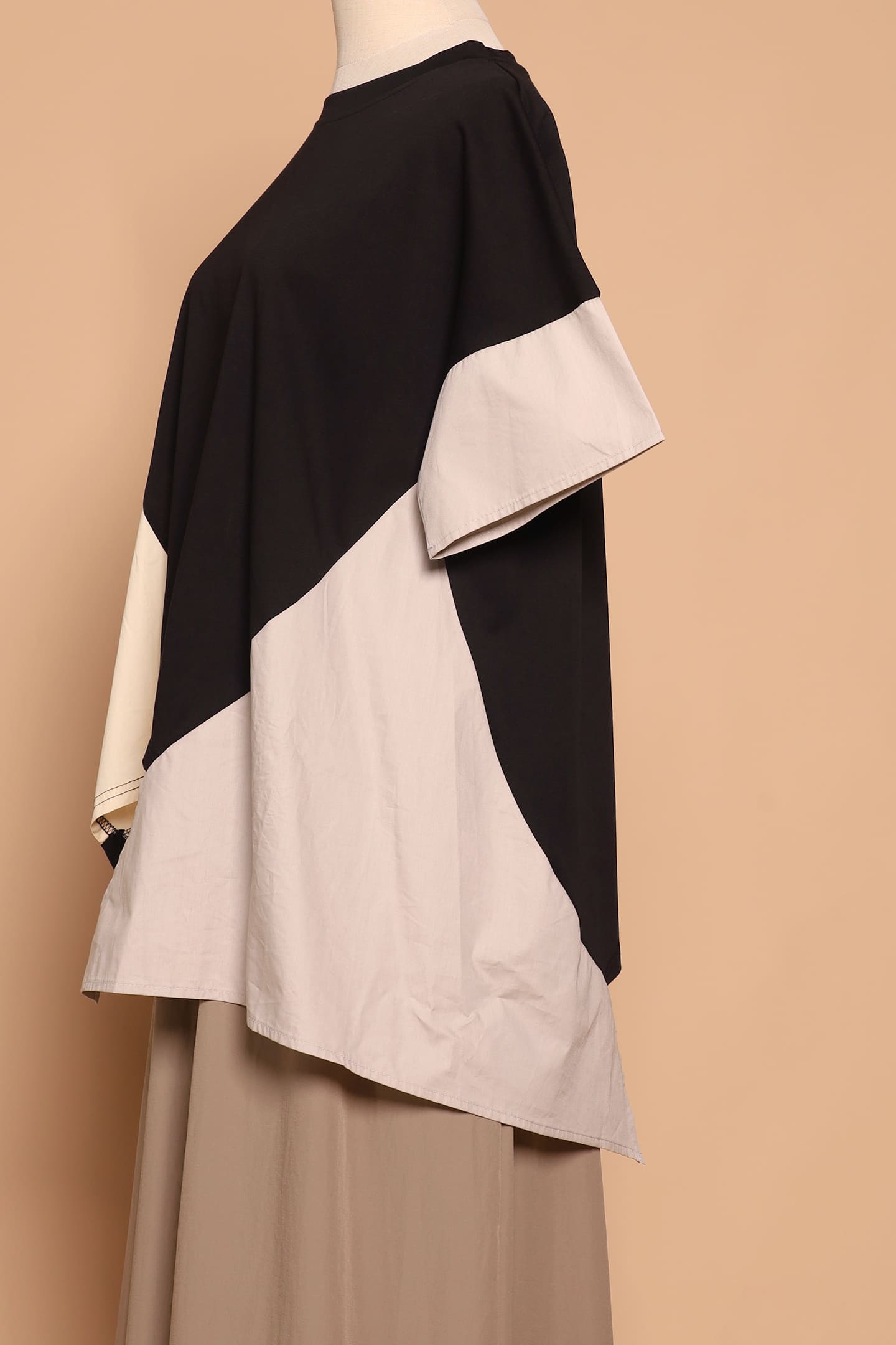 PO - Chun Colourblock Asymmetrical Top
