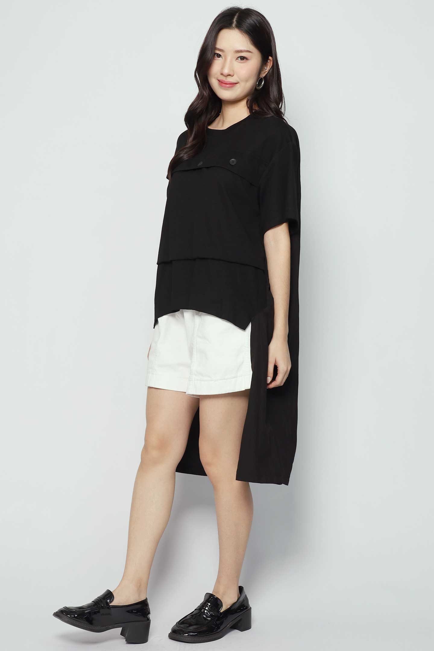Backorders Clio Button High Low Top
