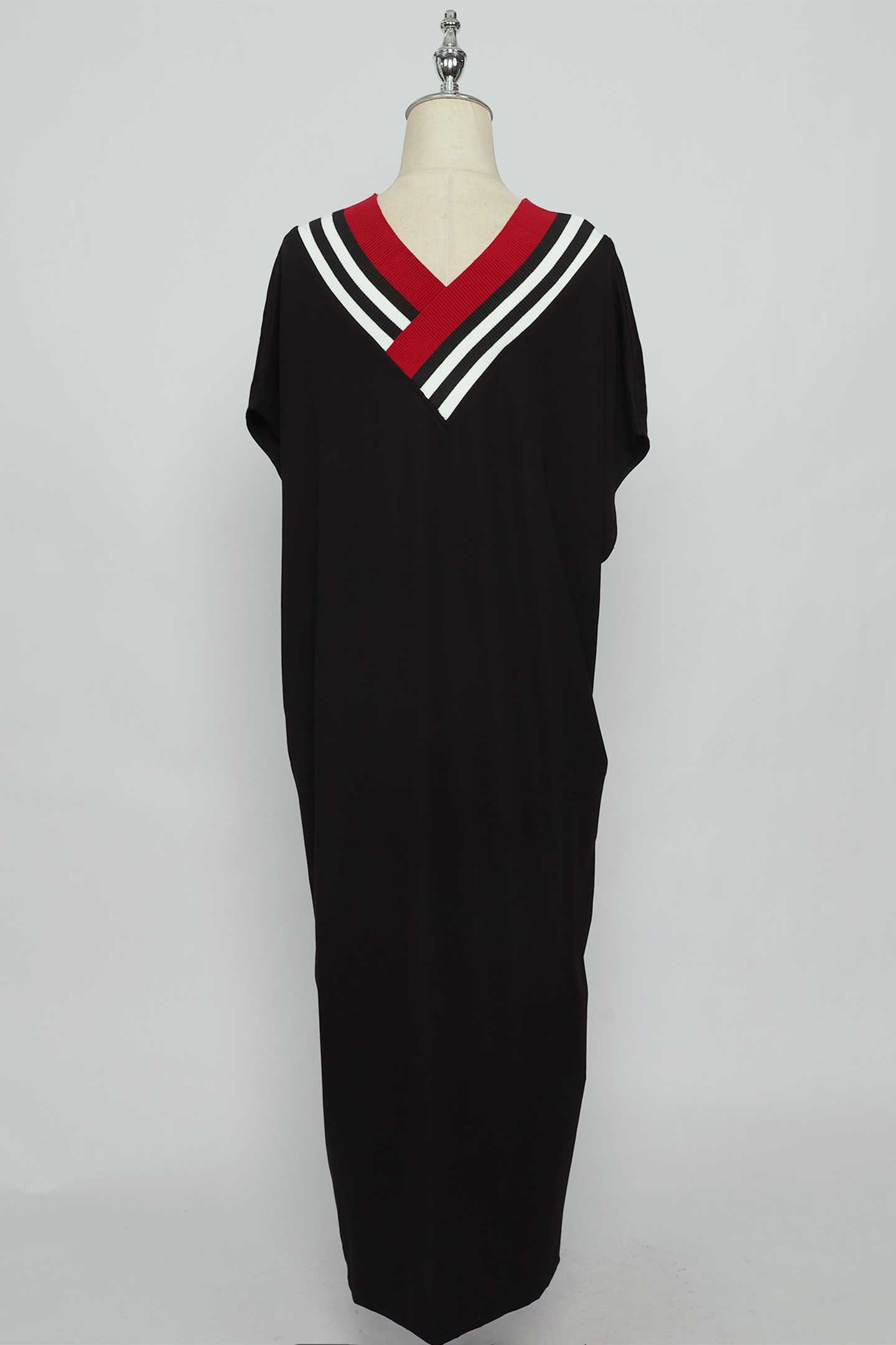 PO - Cotti Contrast V Neck Dress
