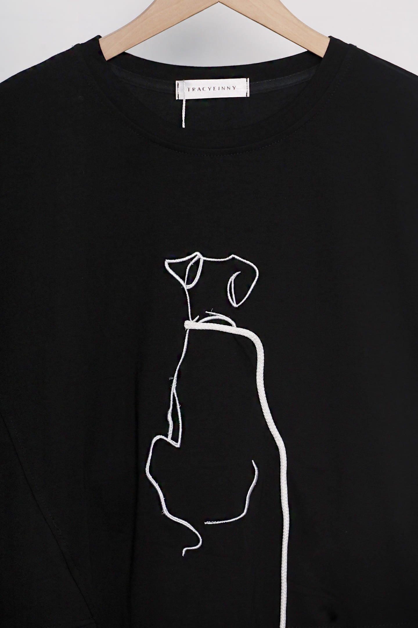Easy by TE - Doggie Drawn Top