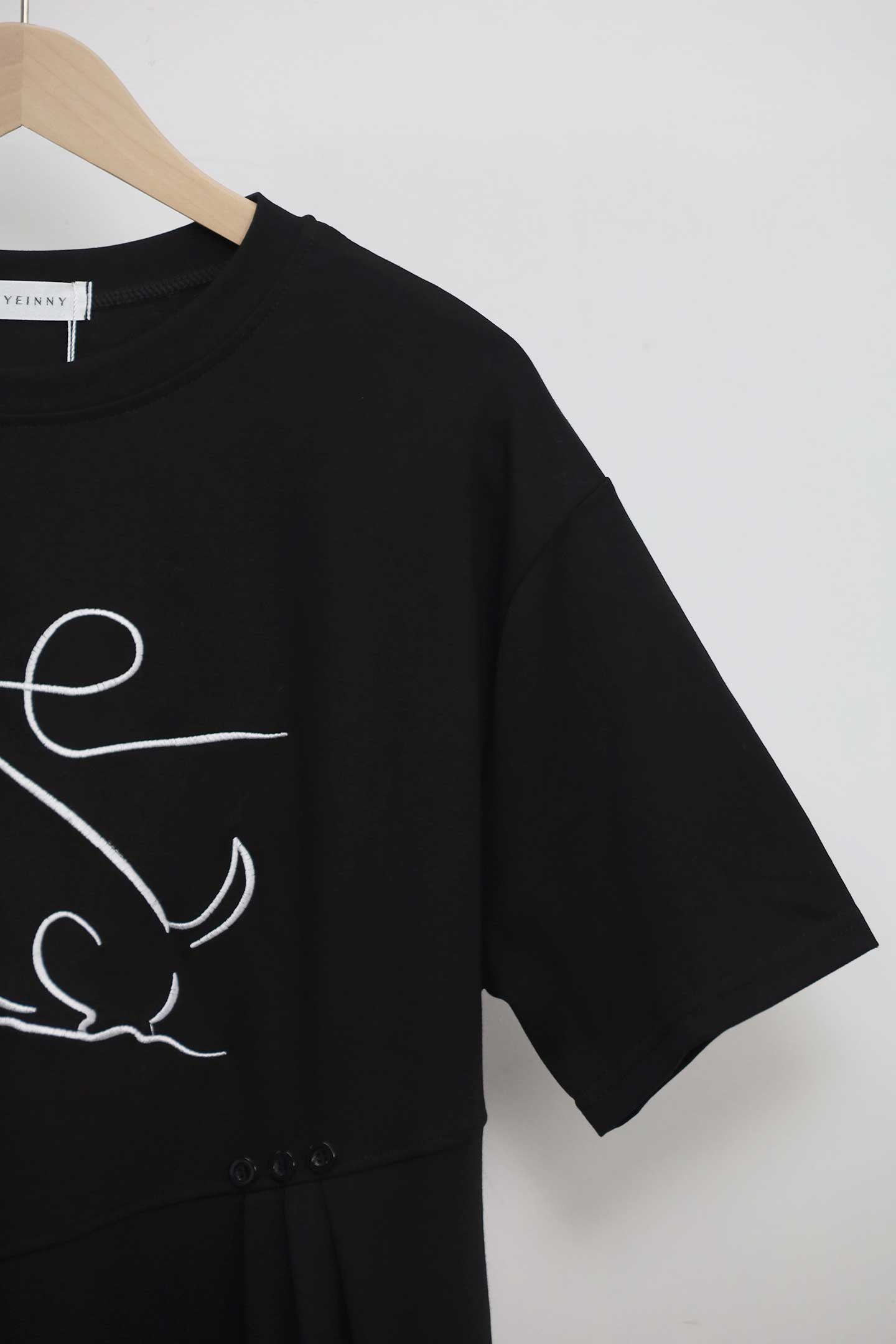 Backorders Easy by TE - Doggie Outline Embroidered Top