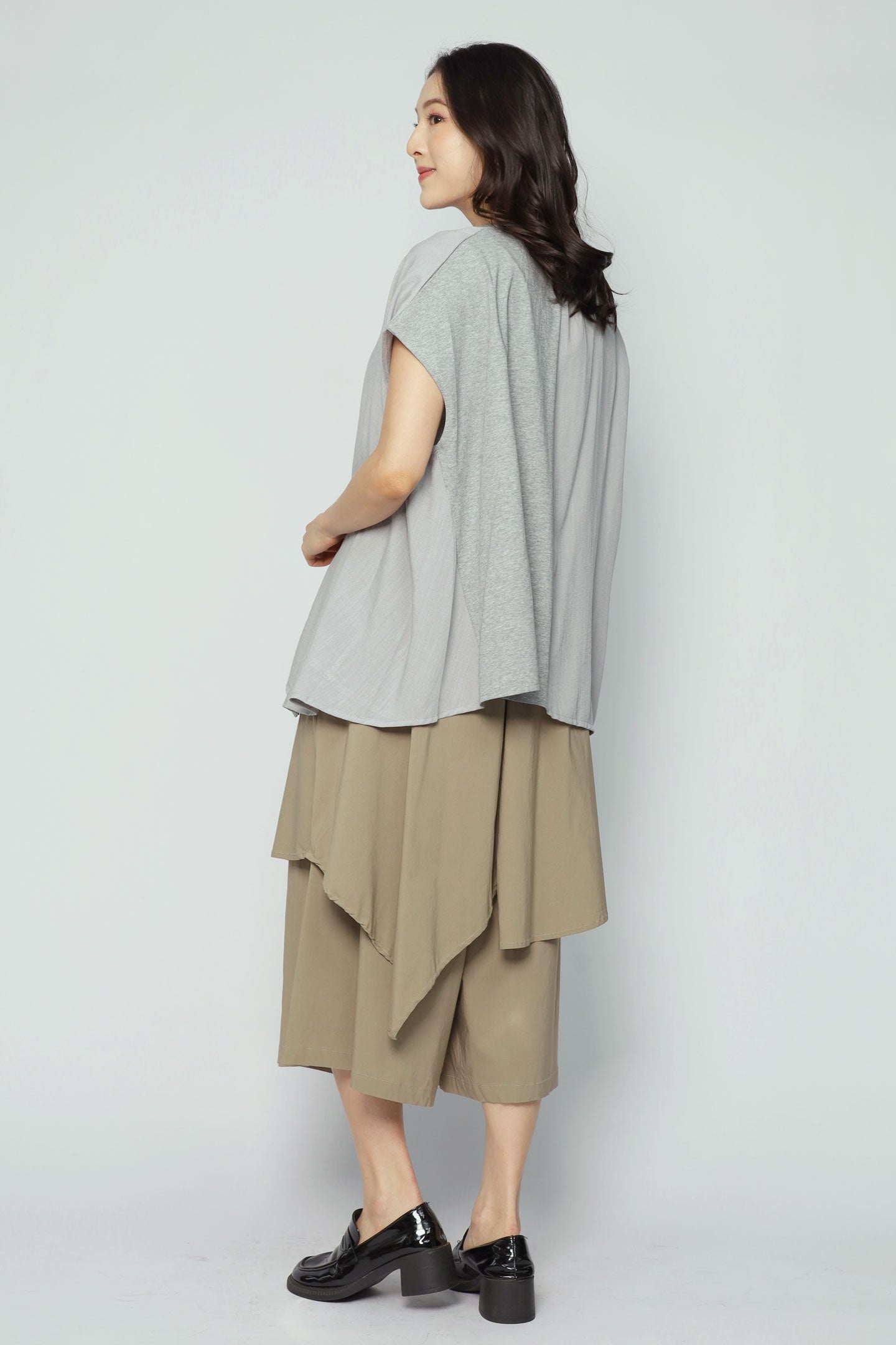 Dolce Top in Grey