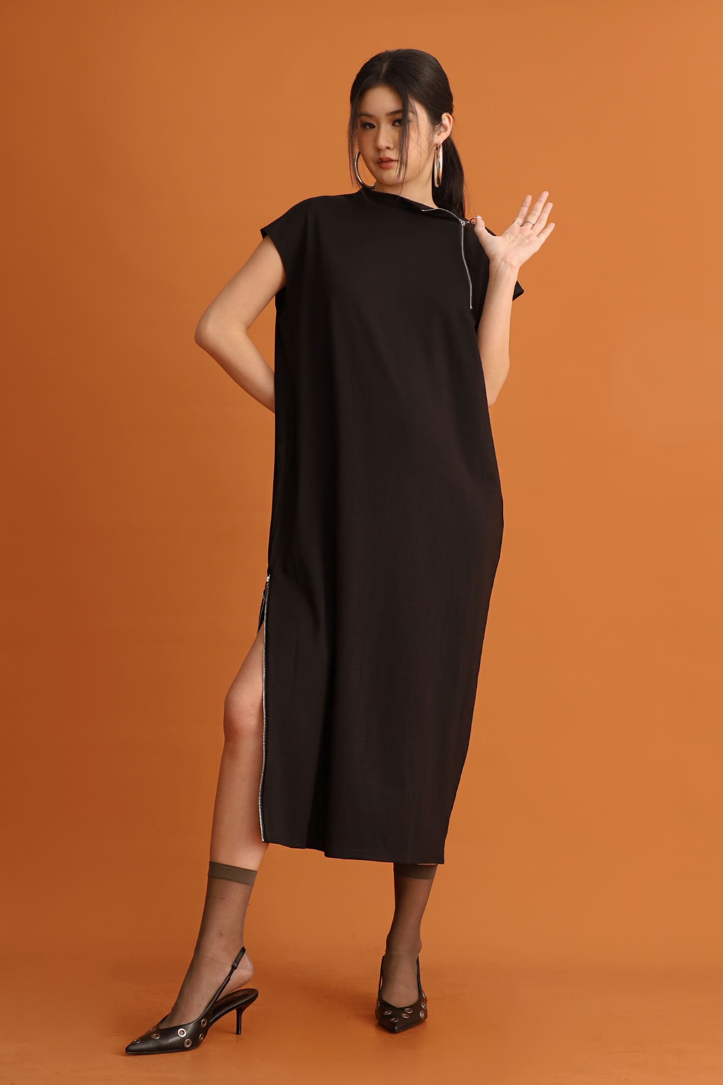 CHOSEN - Elevate Zipper Dress