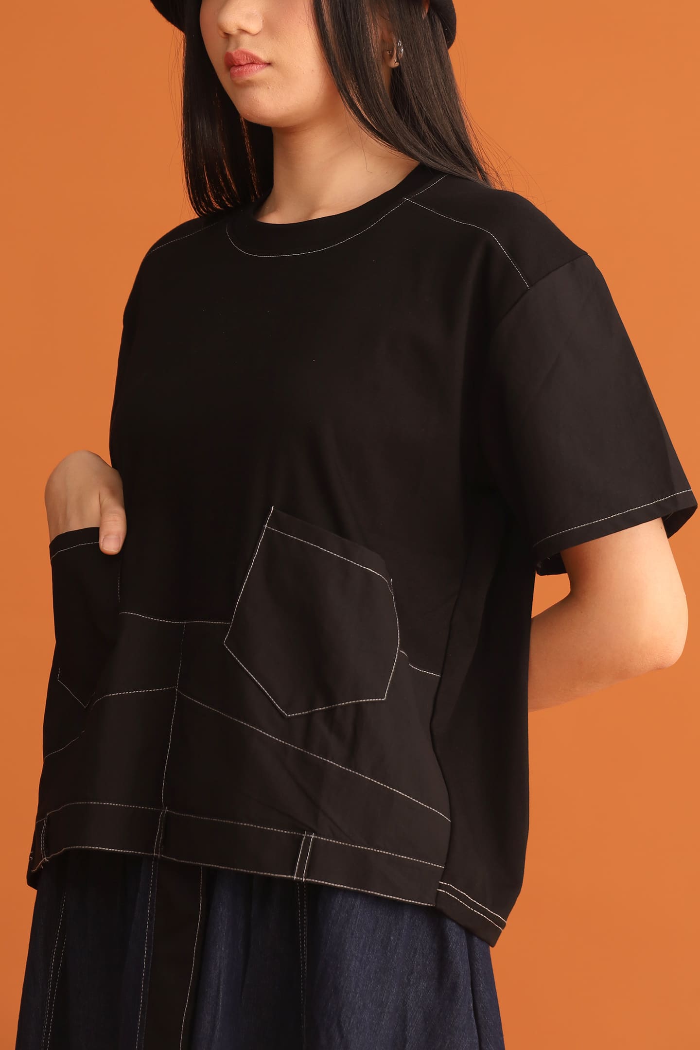 CHOSEN - Elias Pocket Trimming Top in Black