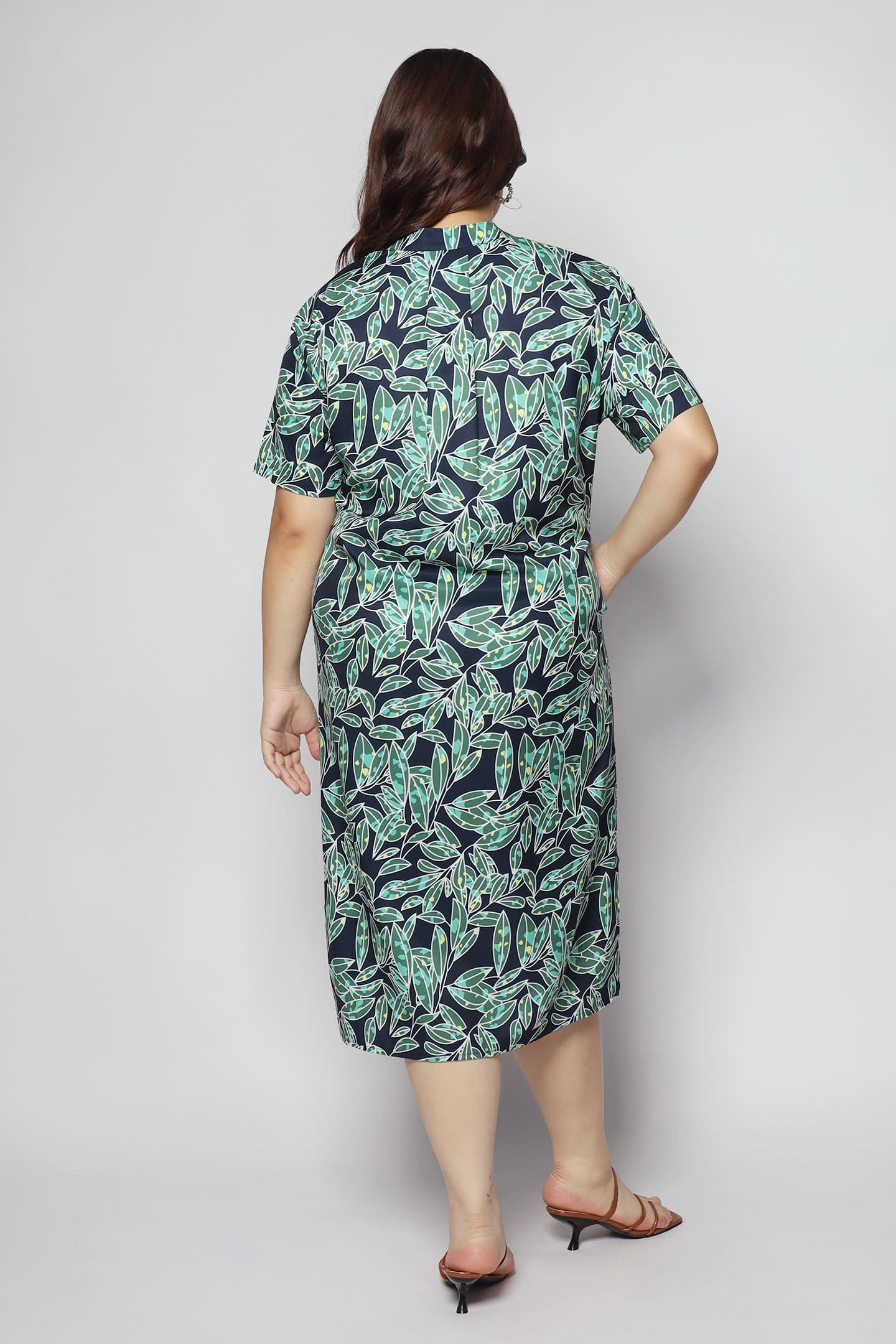 Eline Shirt Dress in Green Escape