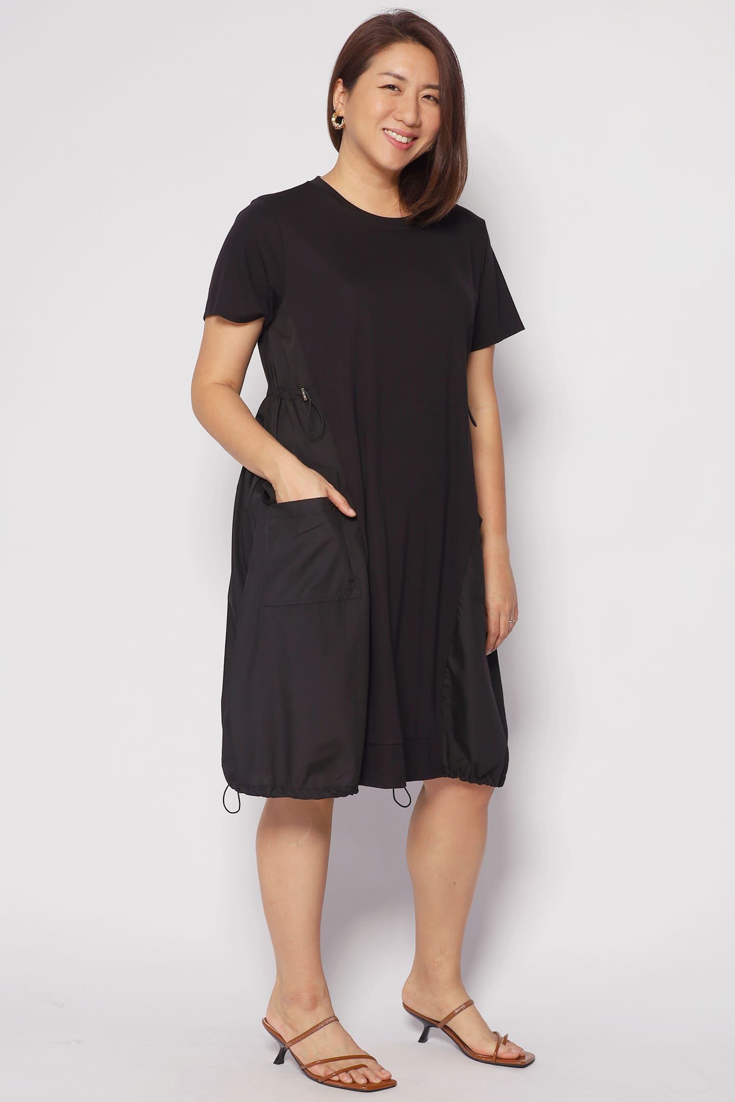 Ember Pocket Dress in Black