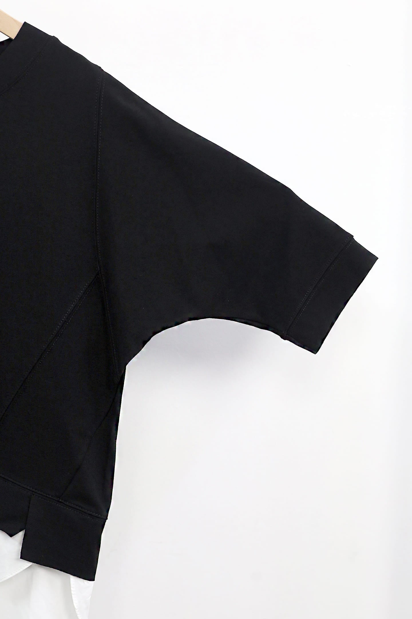 Backorders Easy by TE - Estelle Top in Black