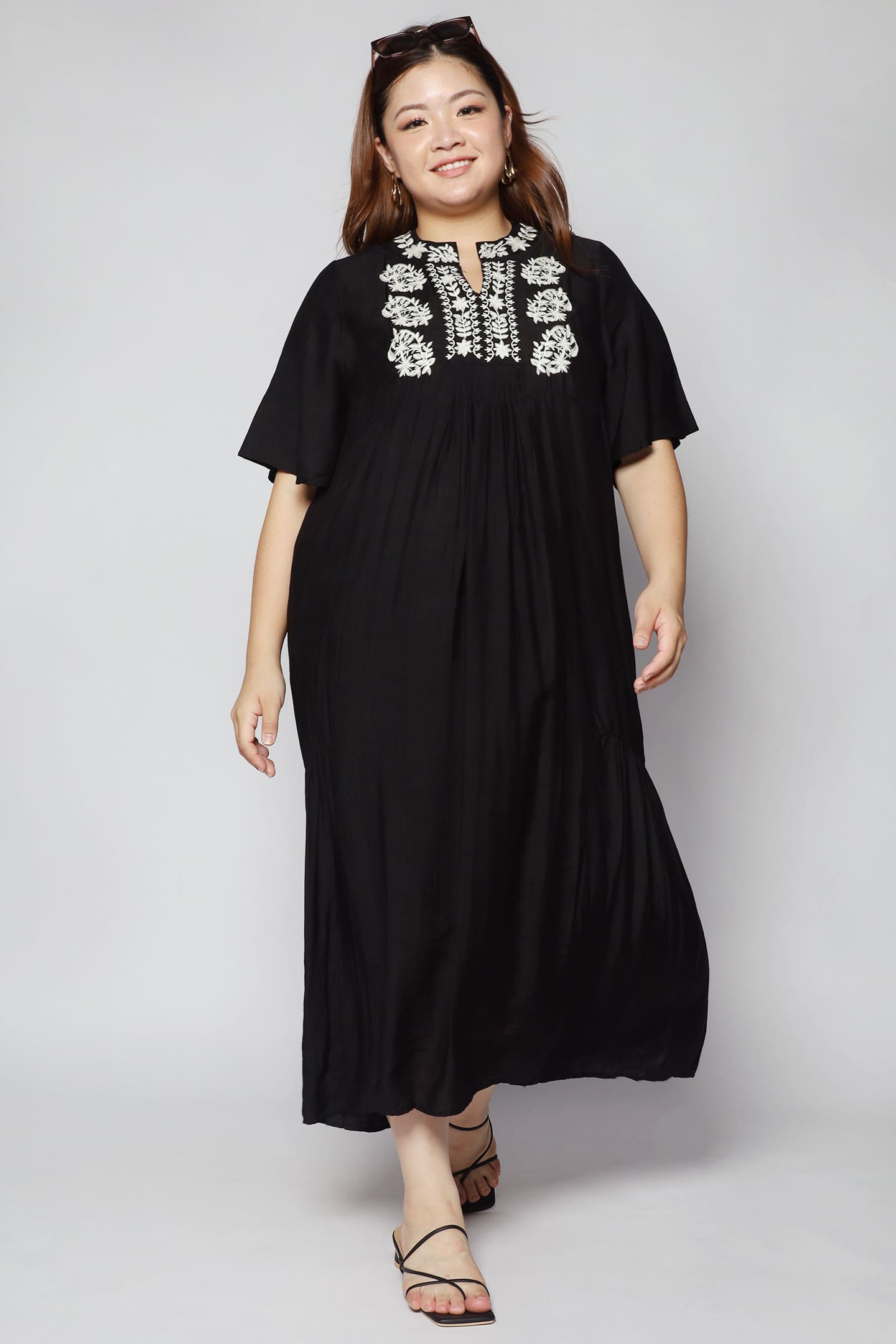 Fannie Embroidery Dress in Black