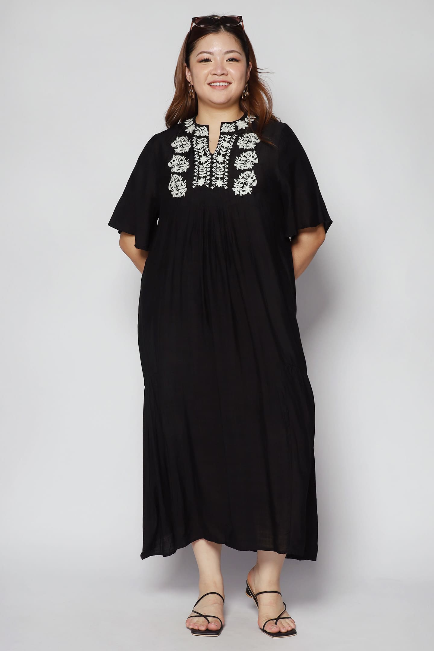 Fannie Embroidery Dress in Black