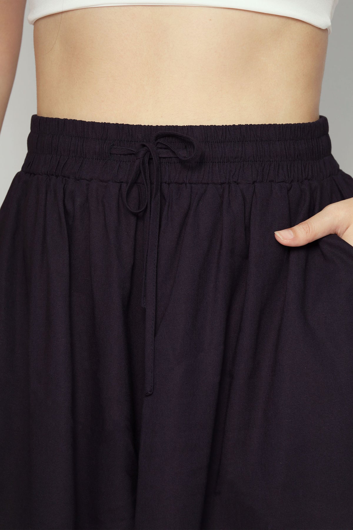 Friday Shorts in Midnight Navy