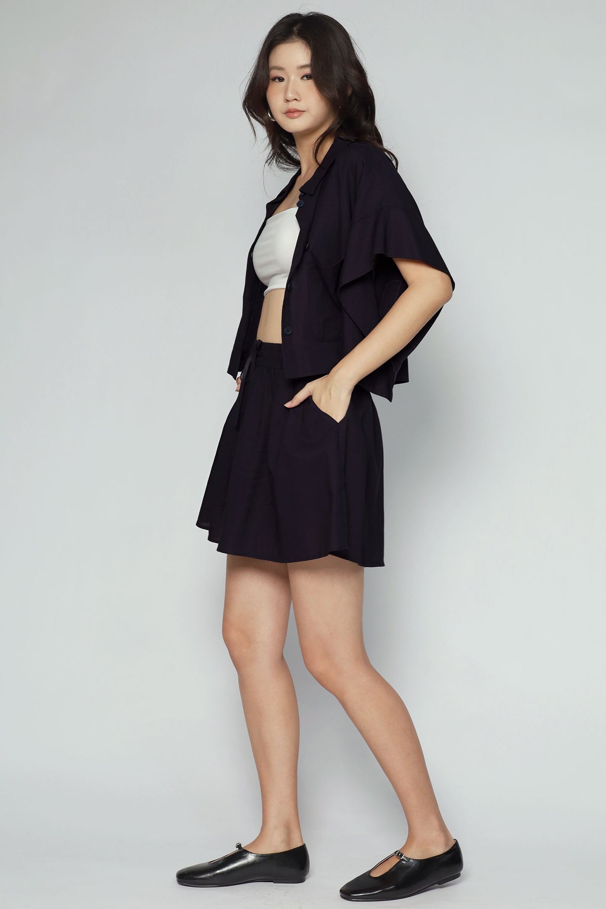 Friday Shorts in Midnight Navy