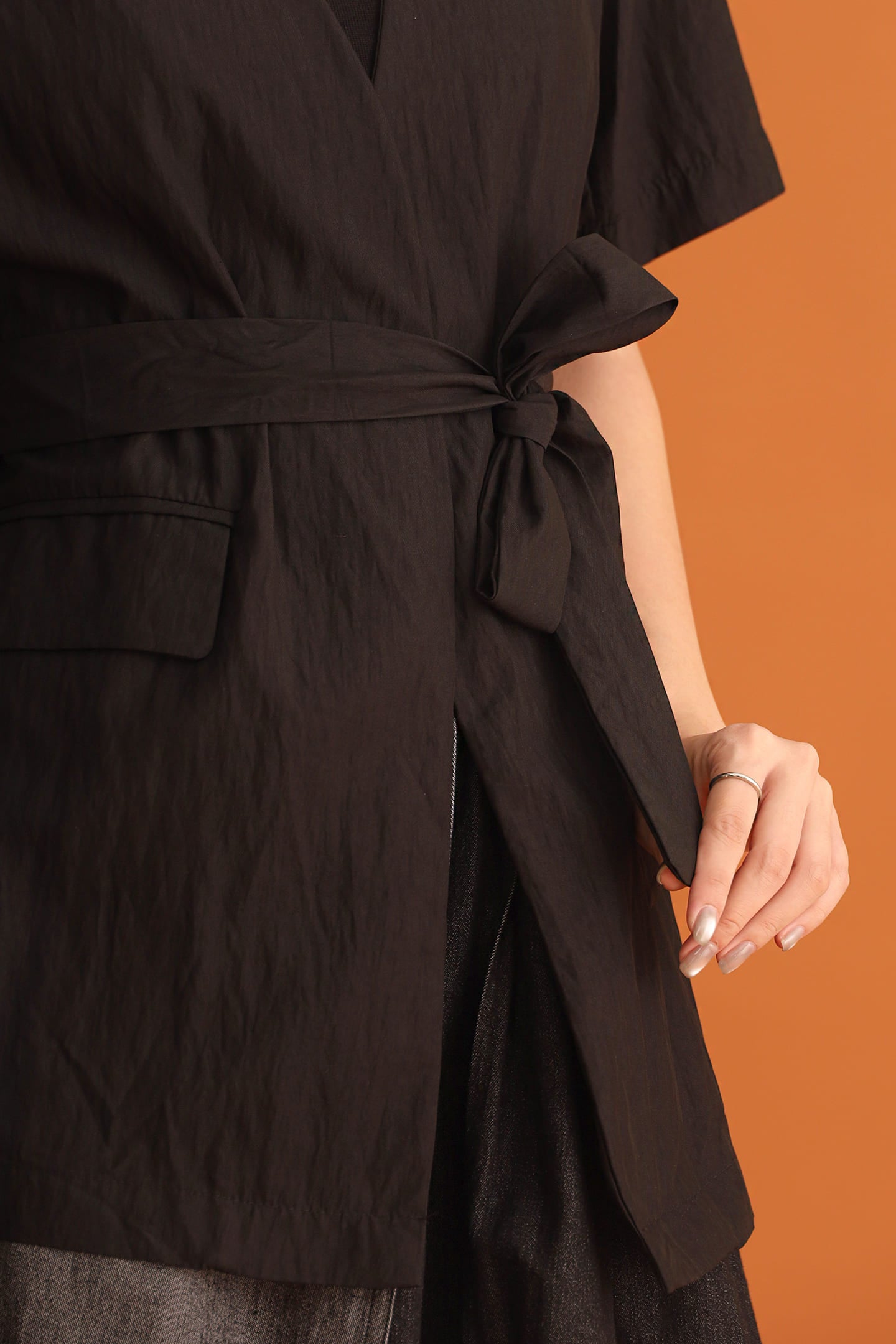 CHOSEN - Frontrow Blazer in Black