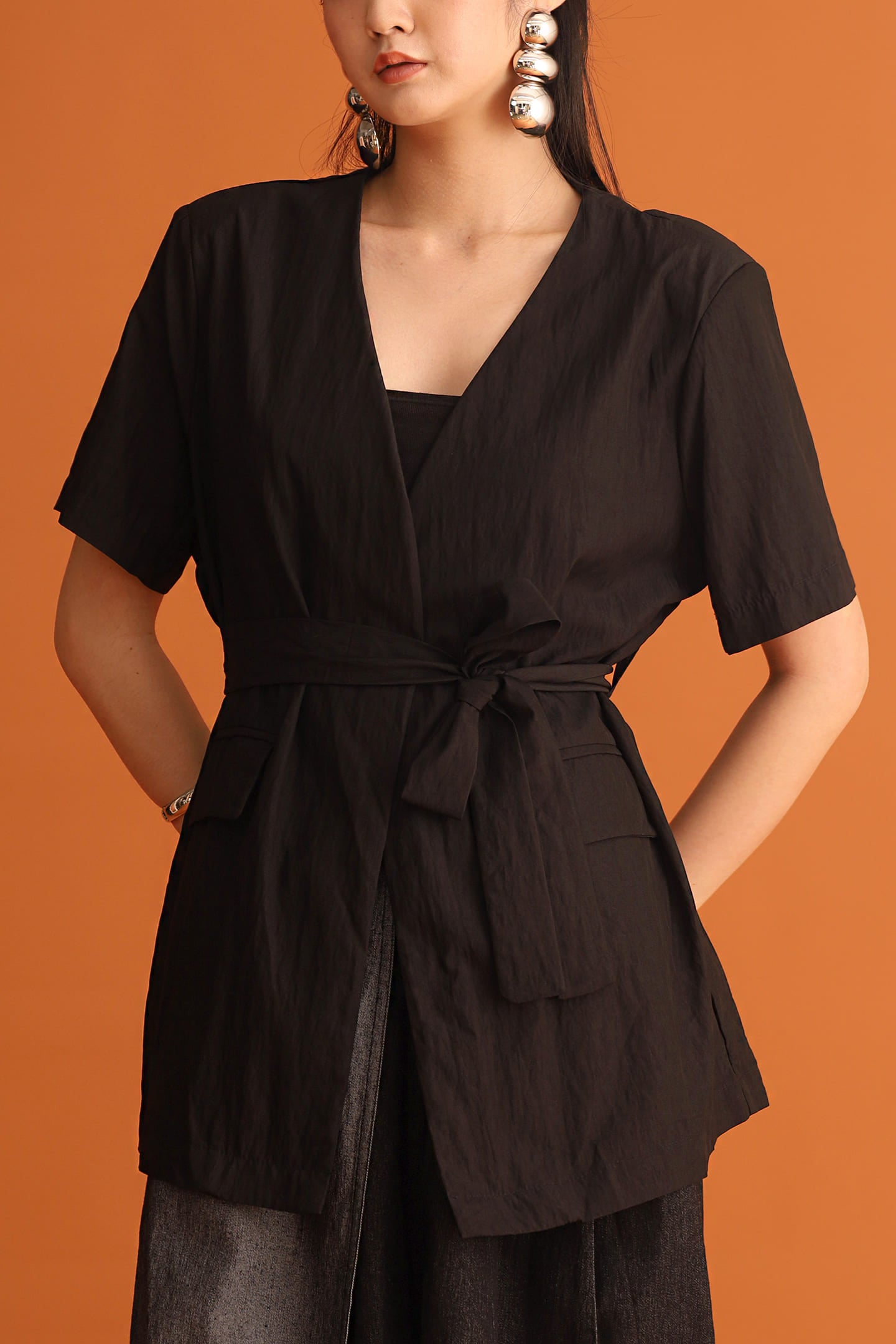 CHOSEN - Frontrow Blazer in Black