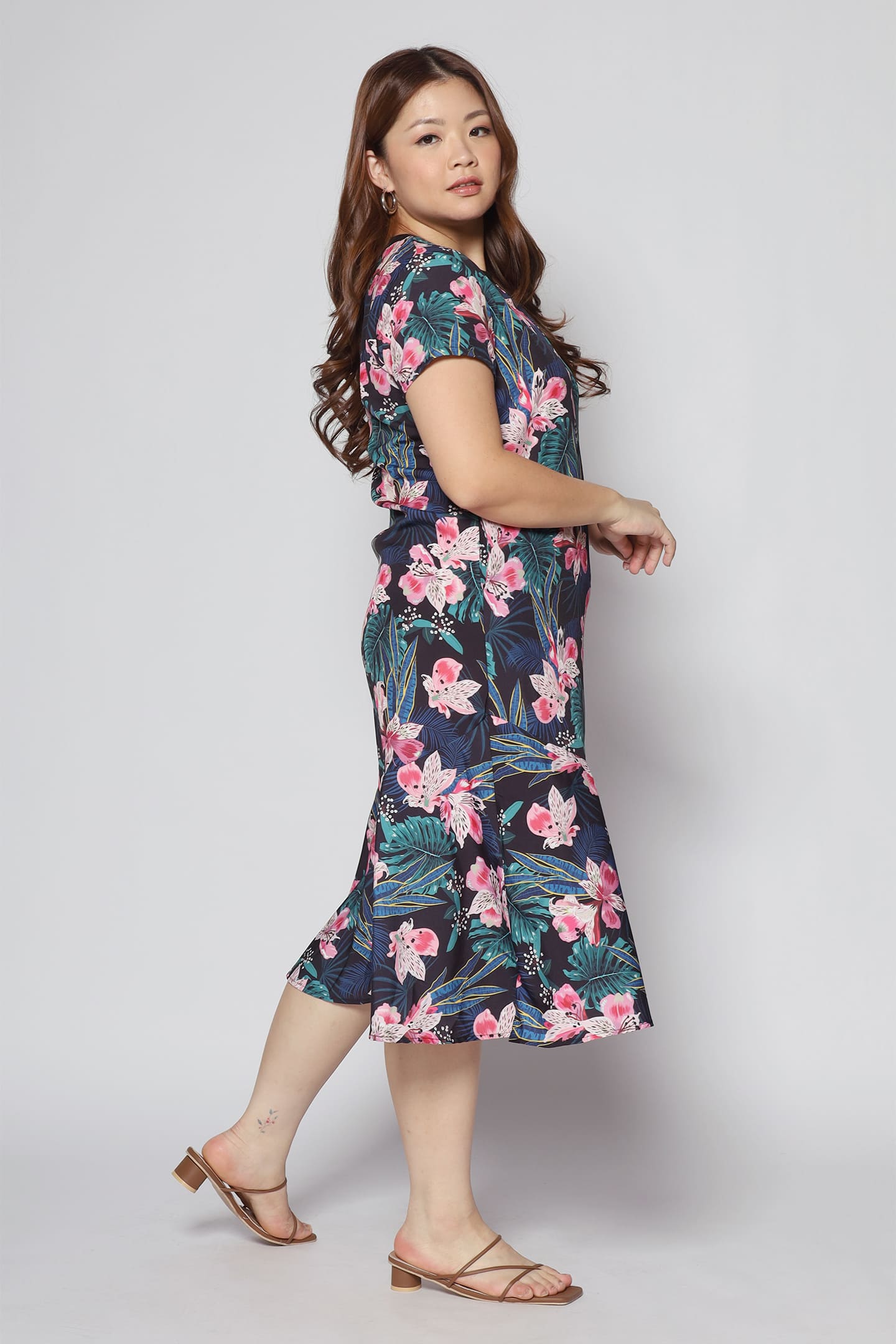 Gisele Dress in Hibiscus