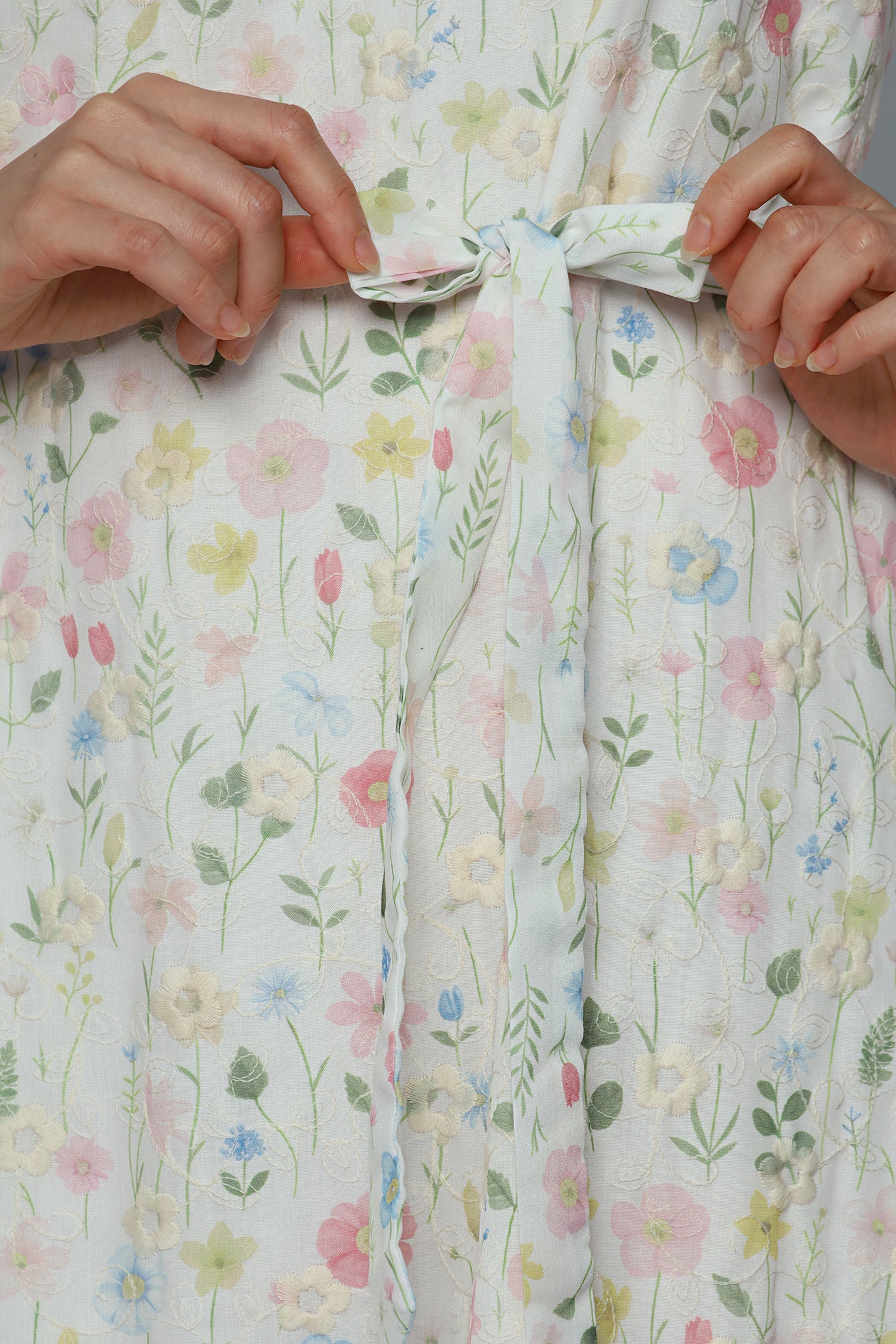 Gisele Dress in Lace Jardin