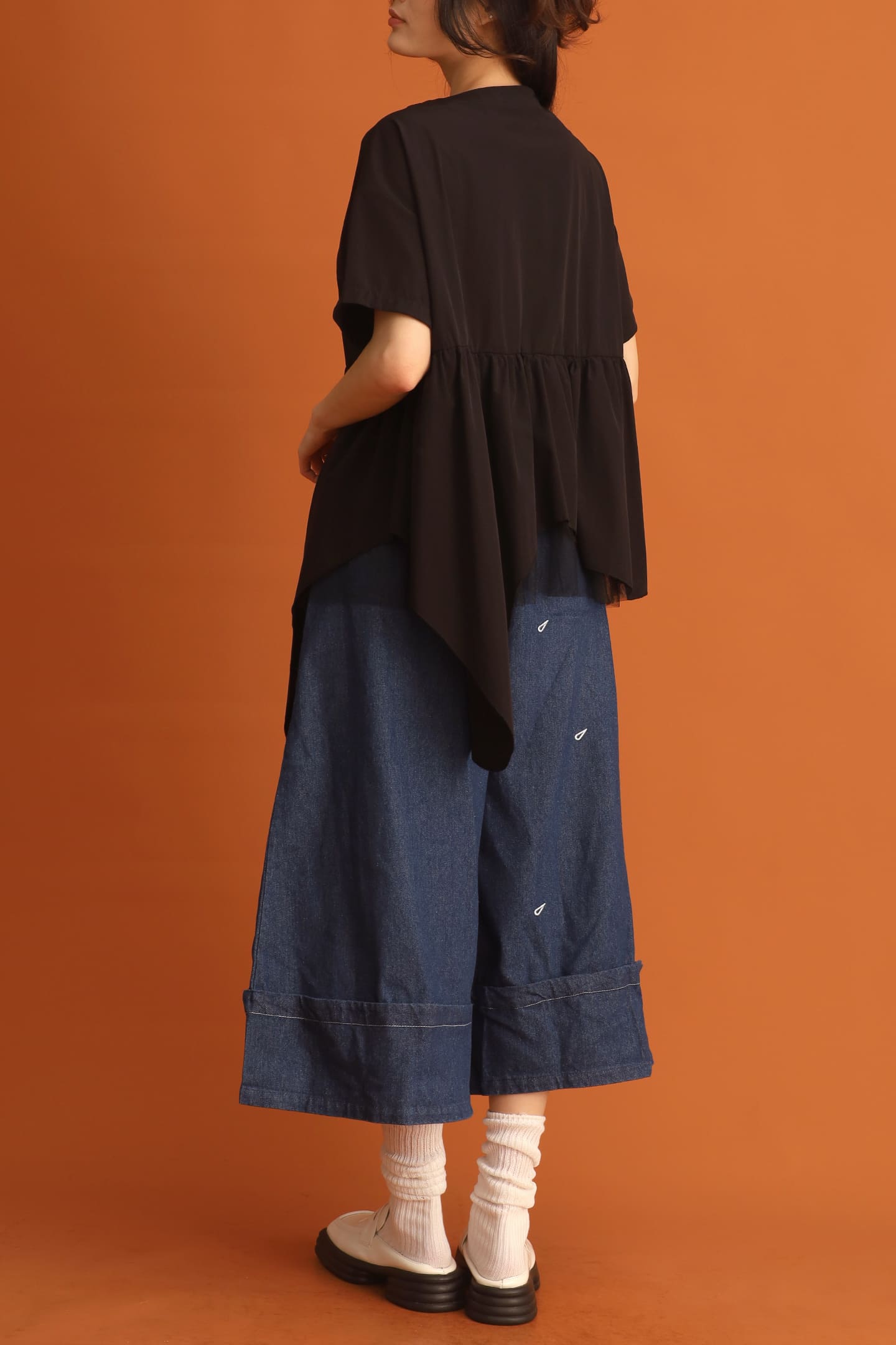 CHOSEN - Haelin Asymmetrical Top in Black