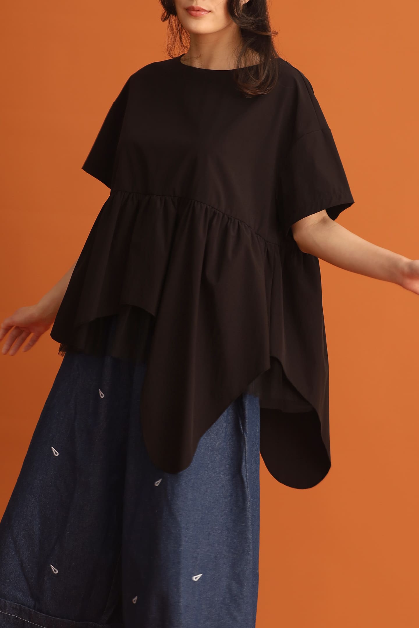 CHOSEN - Haelin Asymmetrical Top in Black