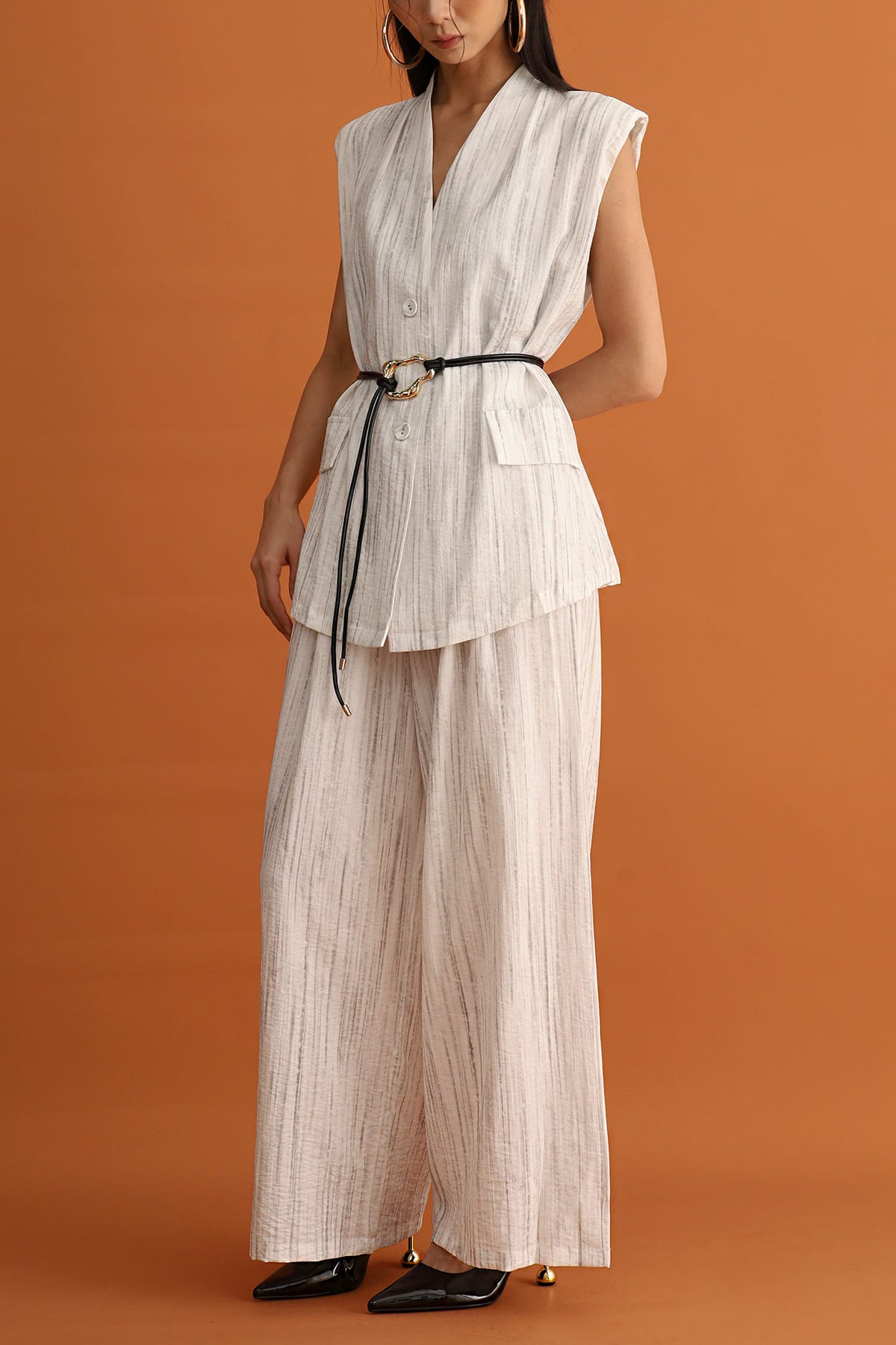 CHOSEN - Kaze Pinstripe Pants