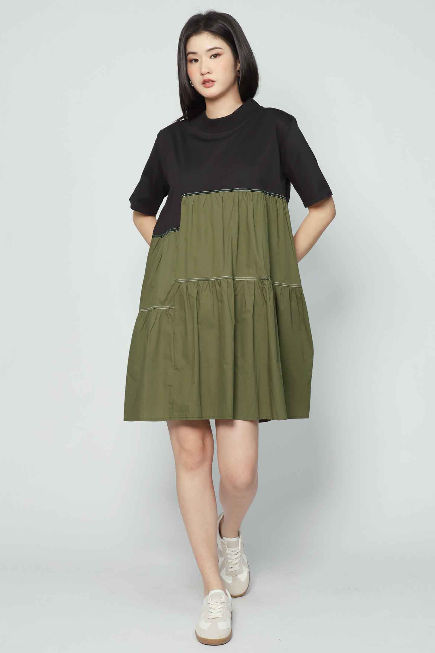 Hendrix Dress in Black Green