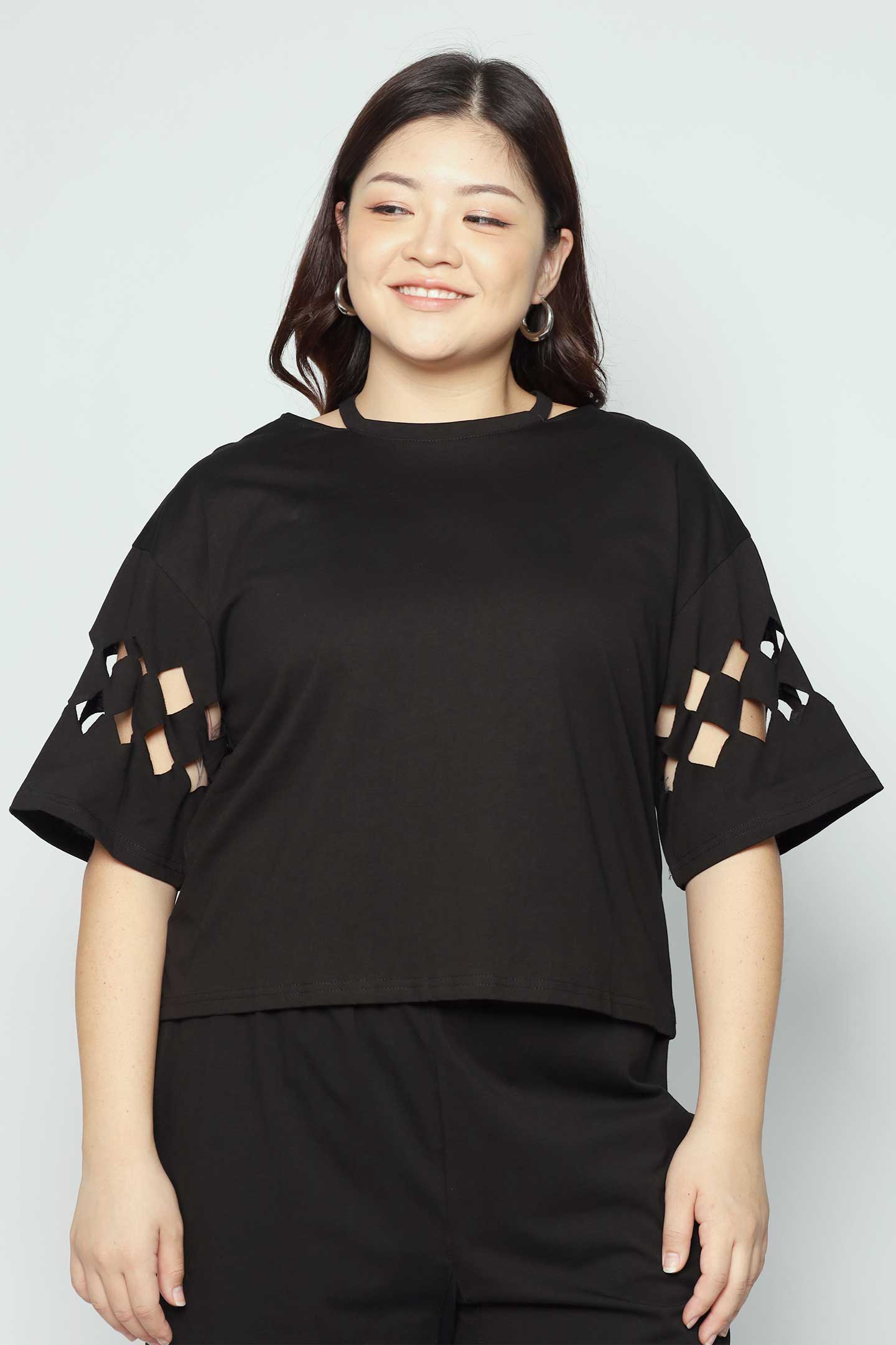Hush Cutout Sleeves Top in Black