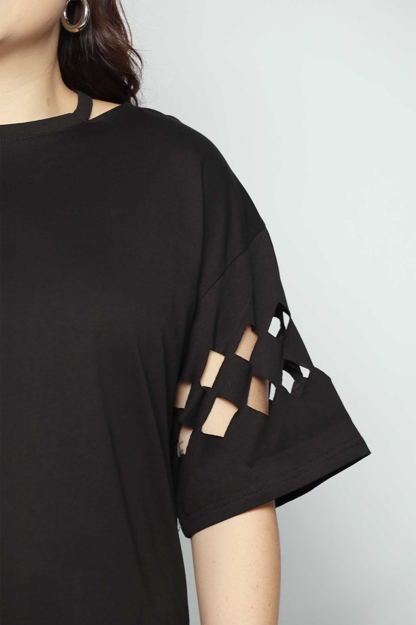 Hush Cutout Sleeves Top in Black