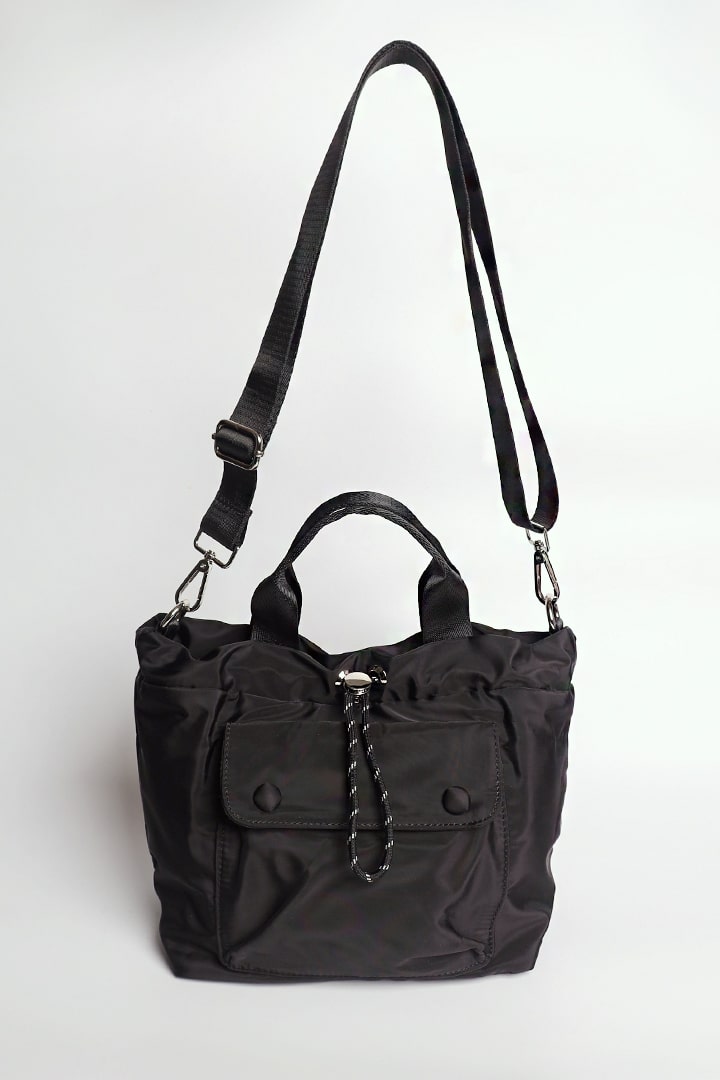 Pull and bear bucket on sale bag