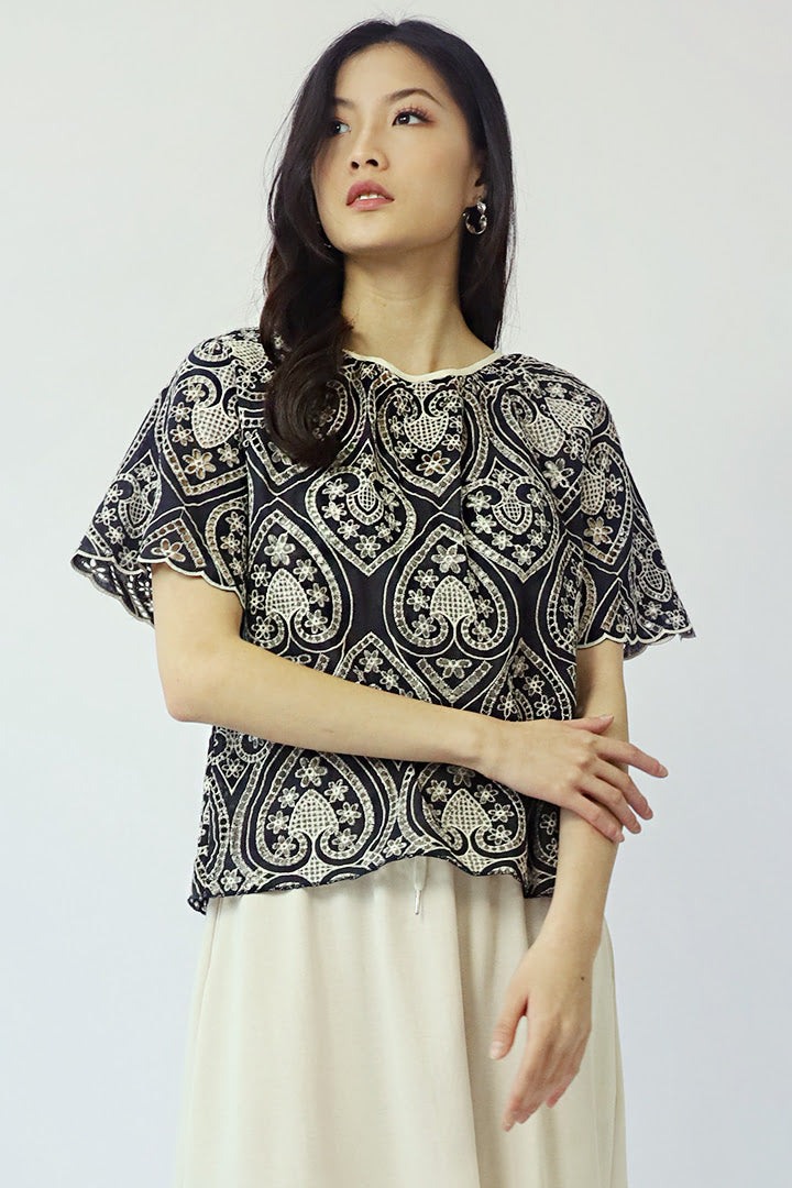 Claudine Embroidery Top