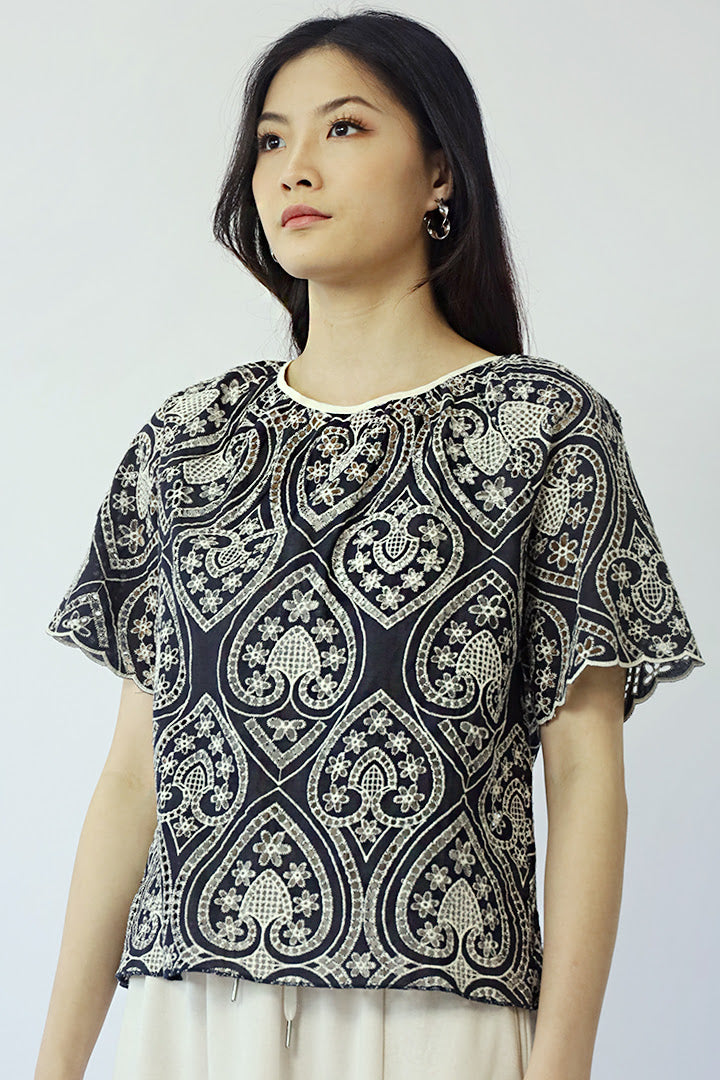 Claudine Embroidery Top