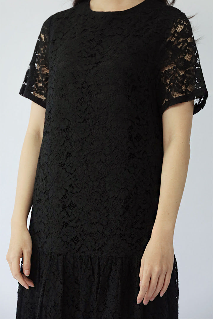 Amelia Lace Dress in Black
