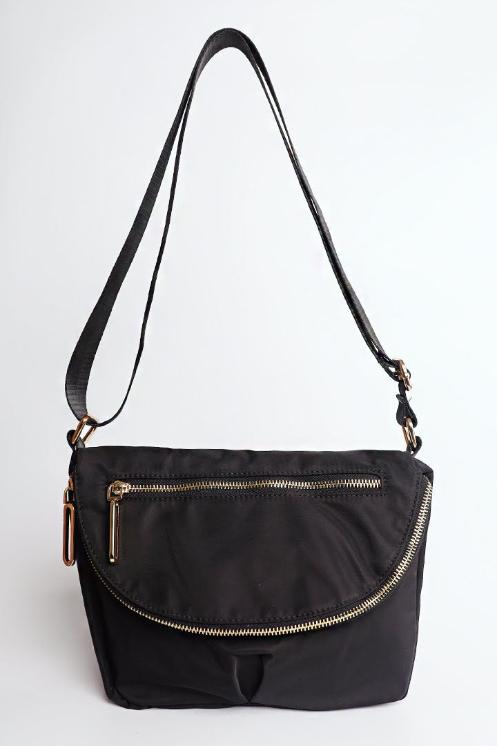 Victoria Zip Bag in Black
