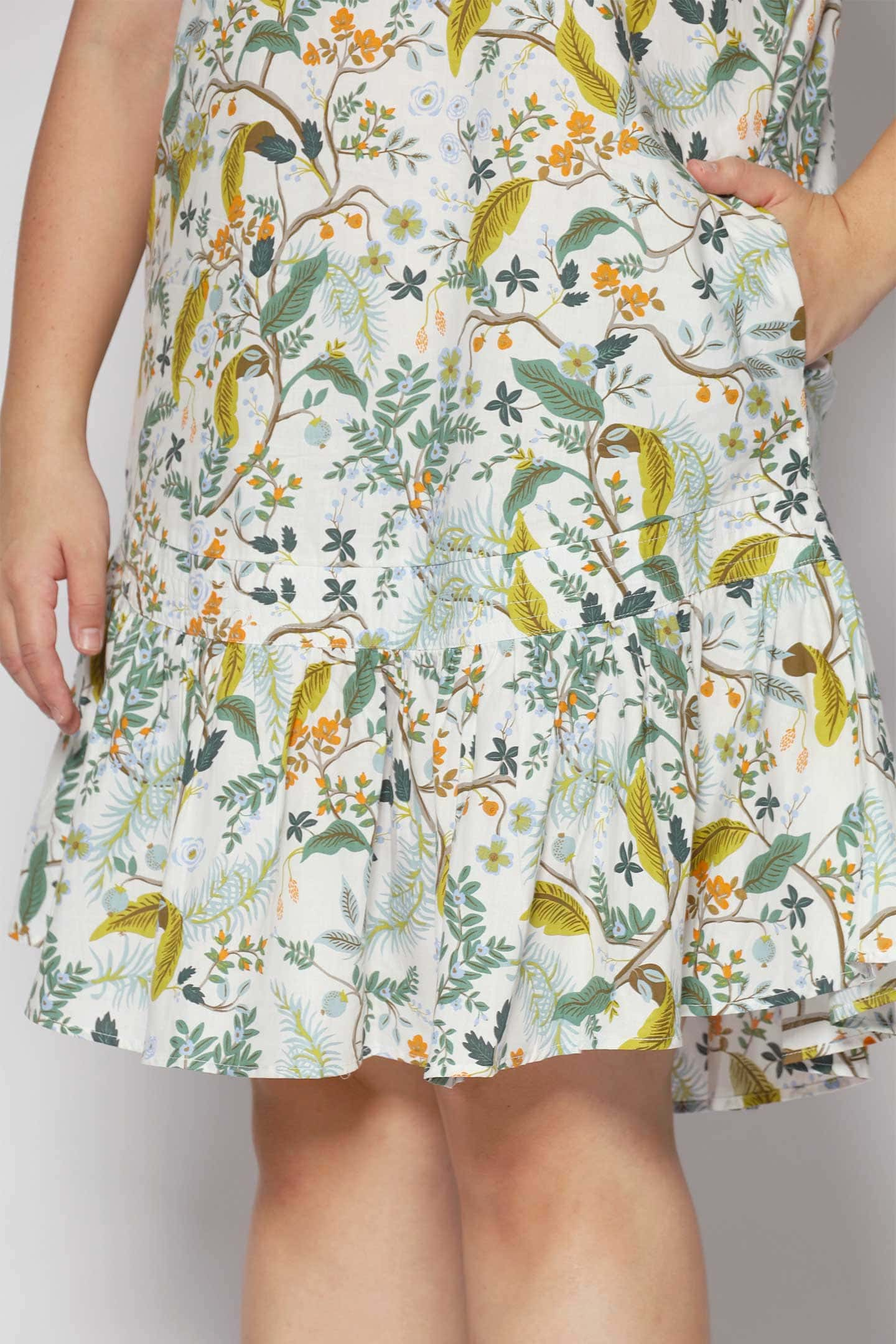 Izabella Dress in Sunlit Blooms