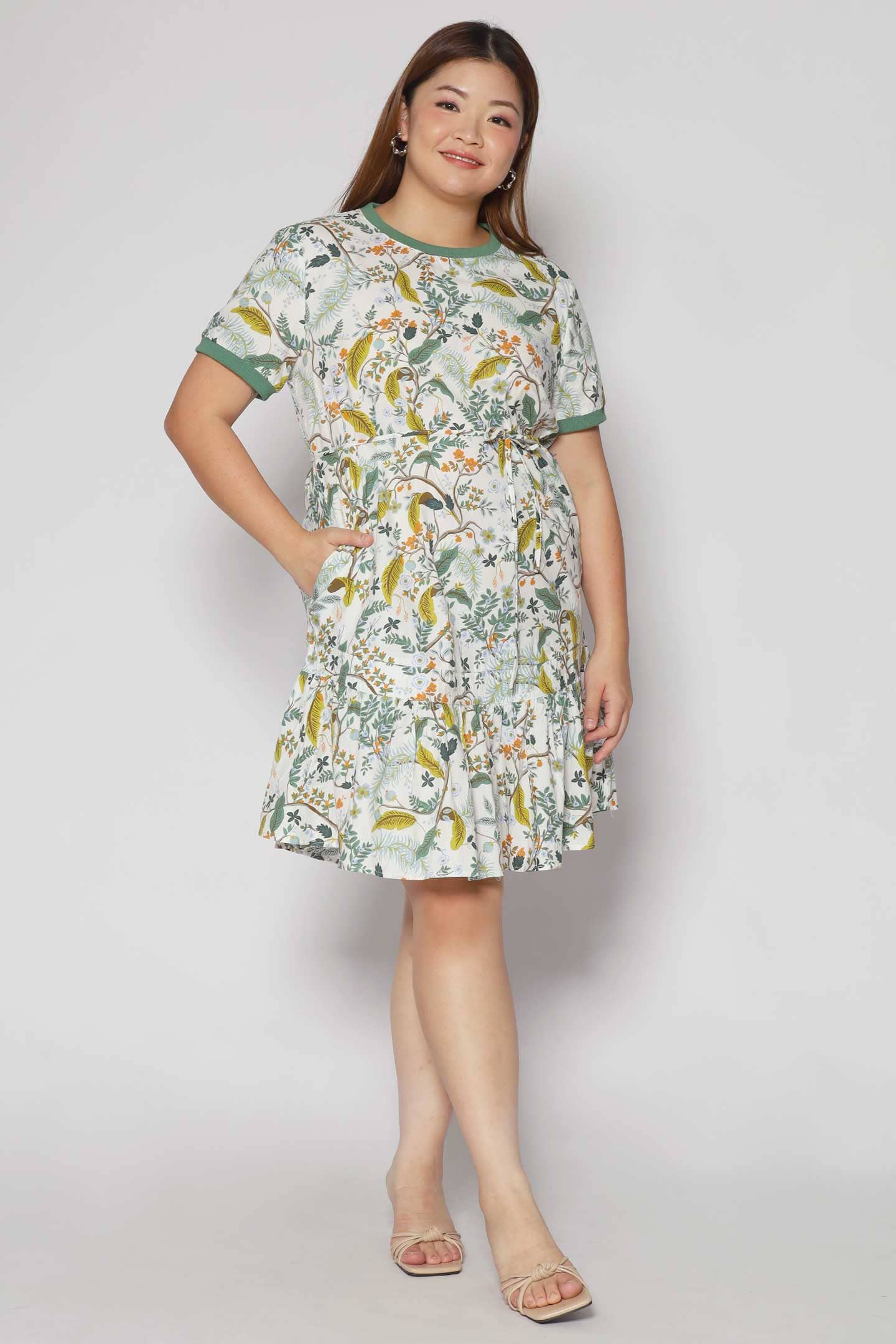 Izabella Dress in Sunlit Blooms