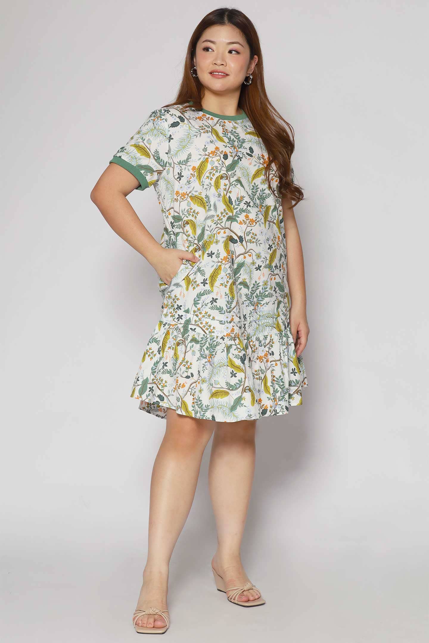 Izabella Dress in Sunlit Blooms