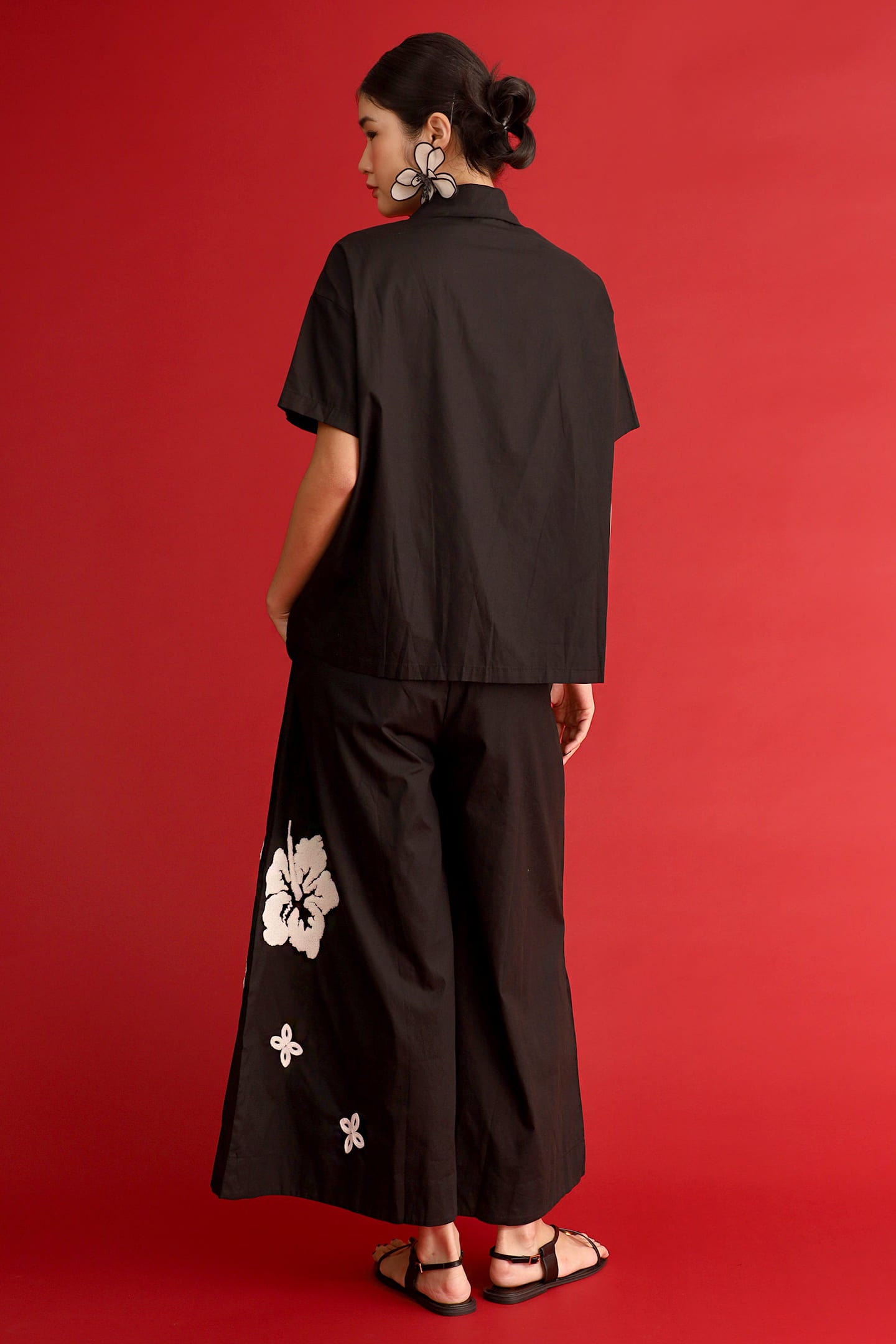 CHOSEN - Jade Court Floral Embroidered Top