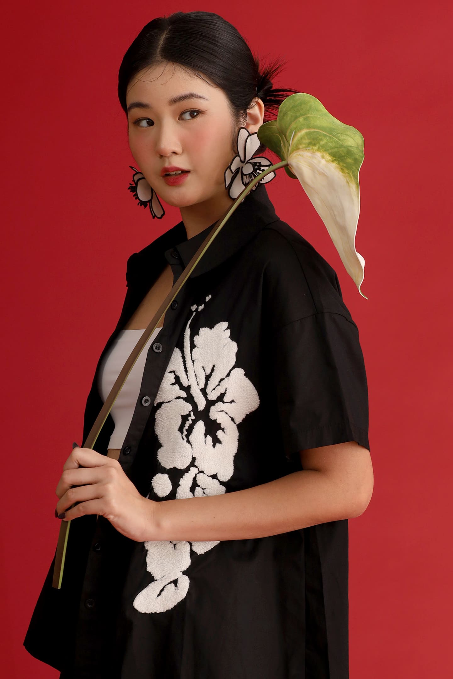 CHOSEN - Jade Court Floral Embroidered Top