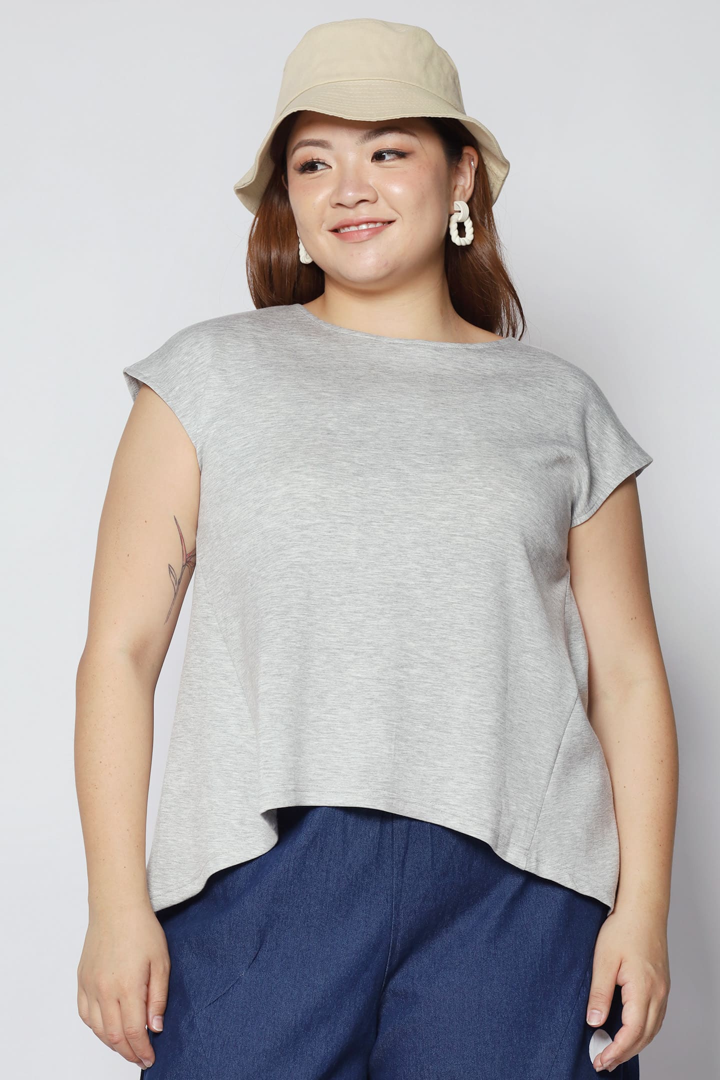 Jesslyn Top in Grey