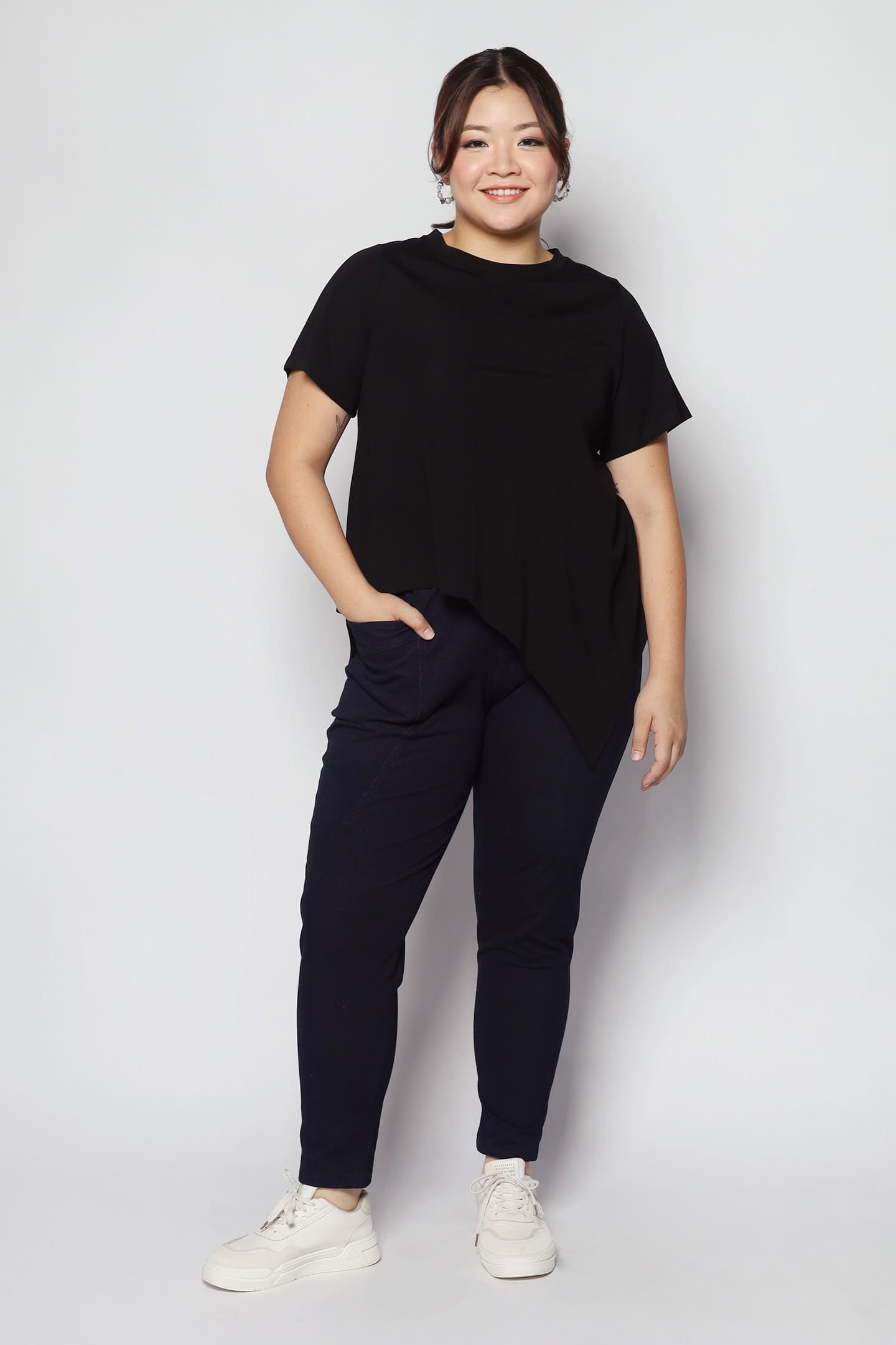 Backorders Jose Asymmetrical Top in Black