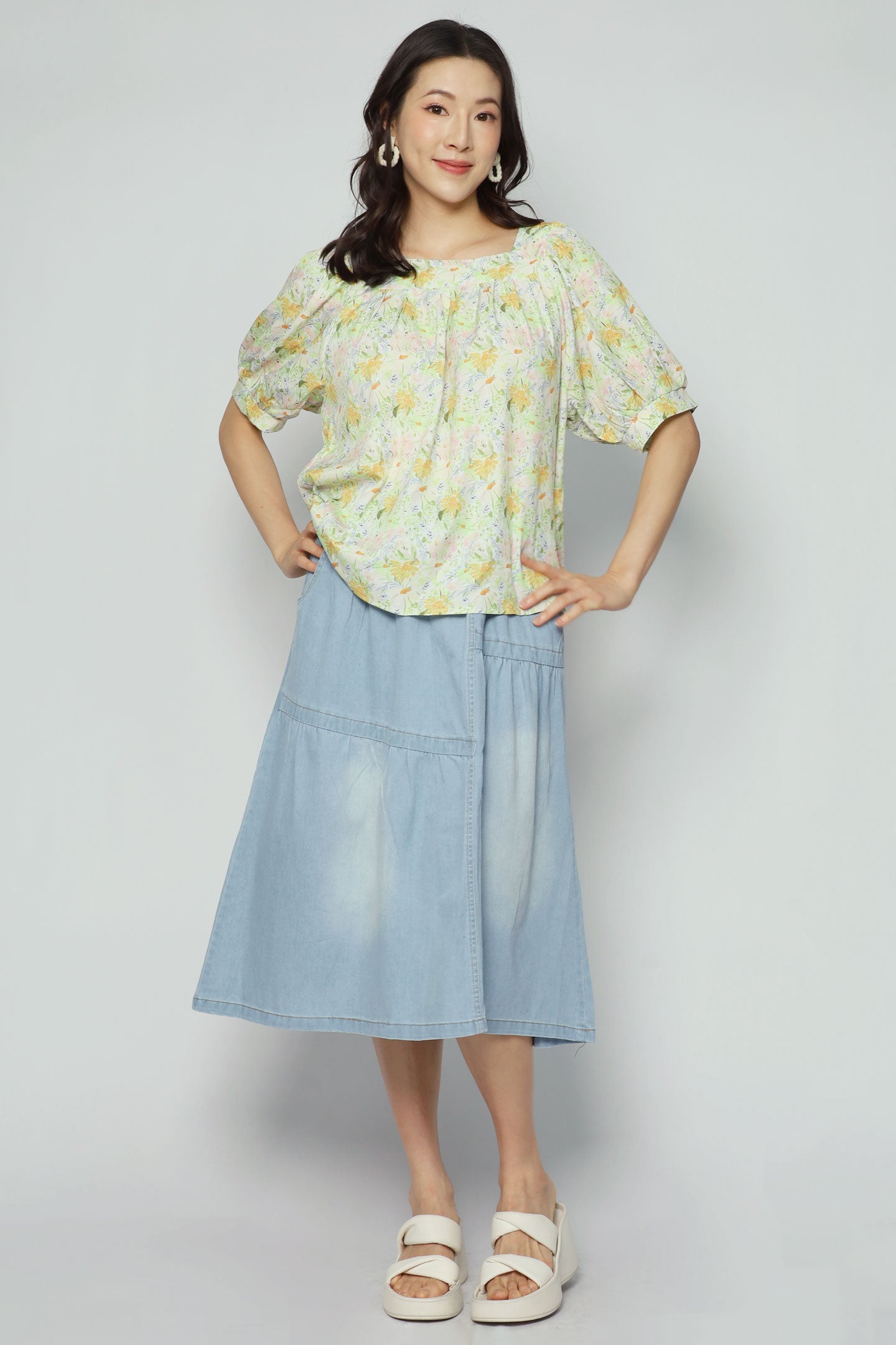 Kaylene Top in Sweet Courtyard